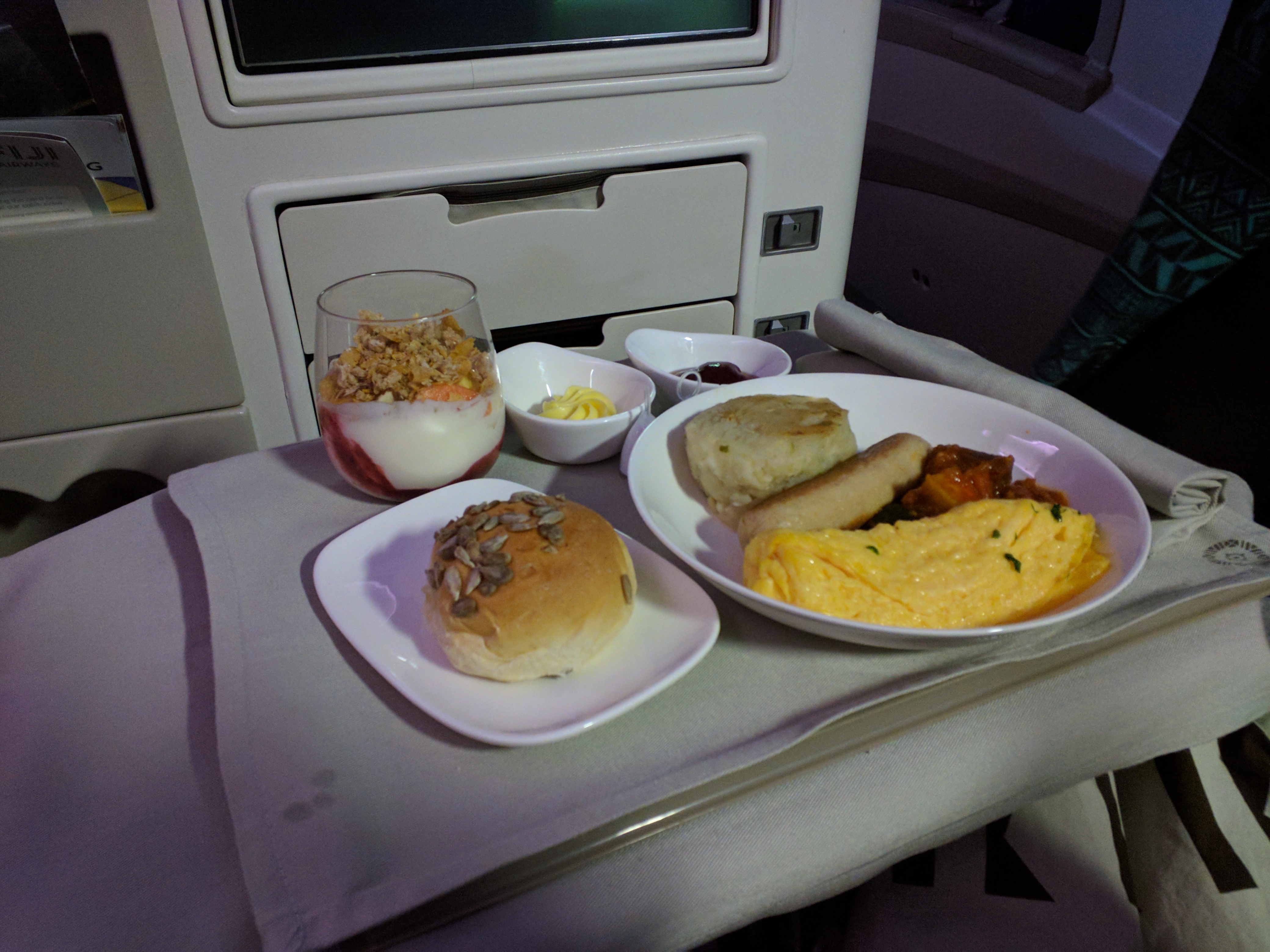 Business class breakfast on Fiji Airways 810
