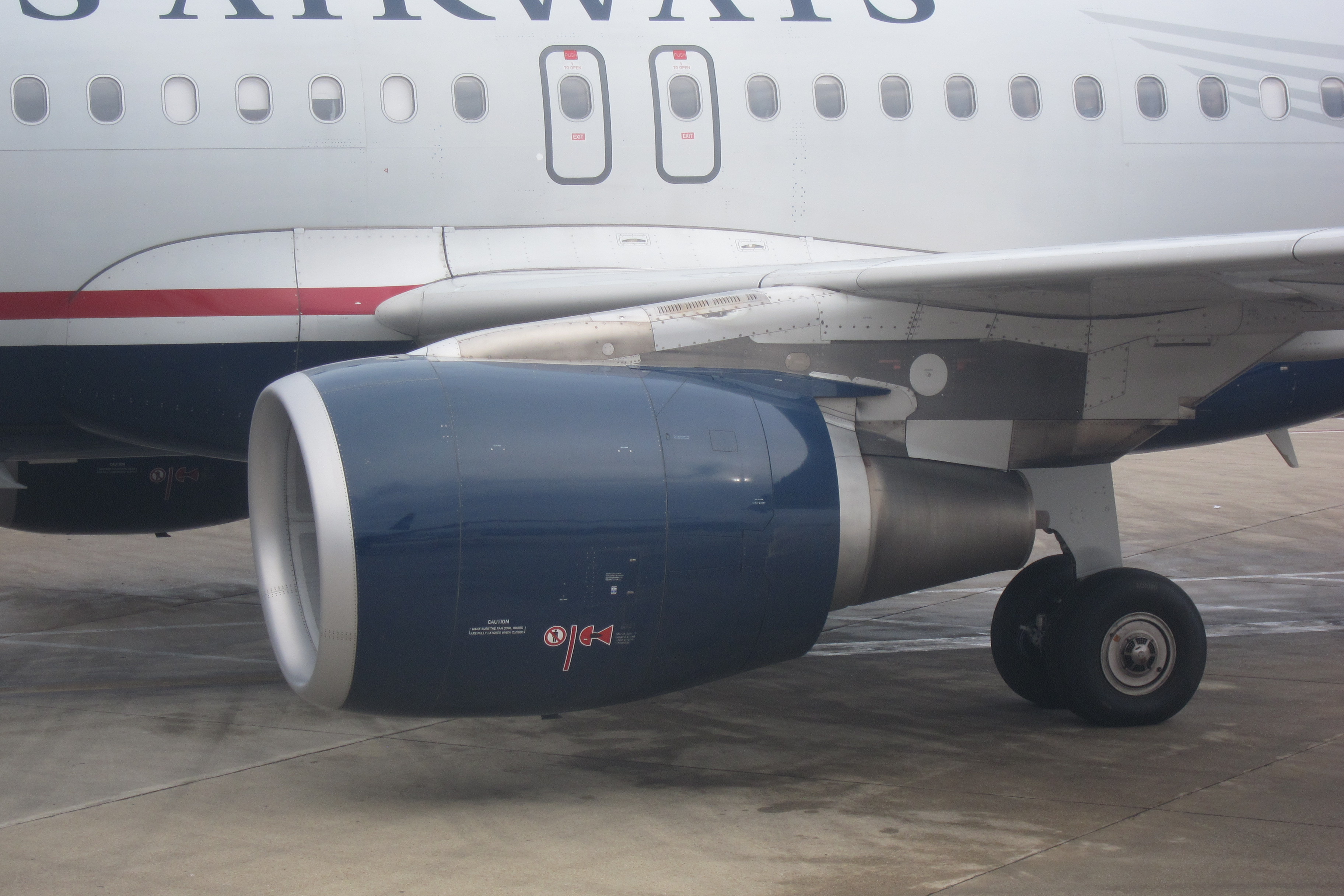 CFM56 of a US Airways aircraft