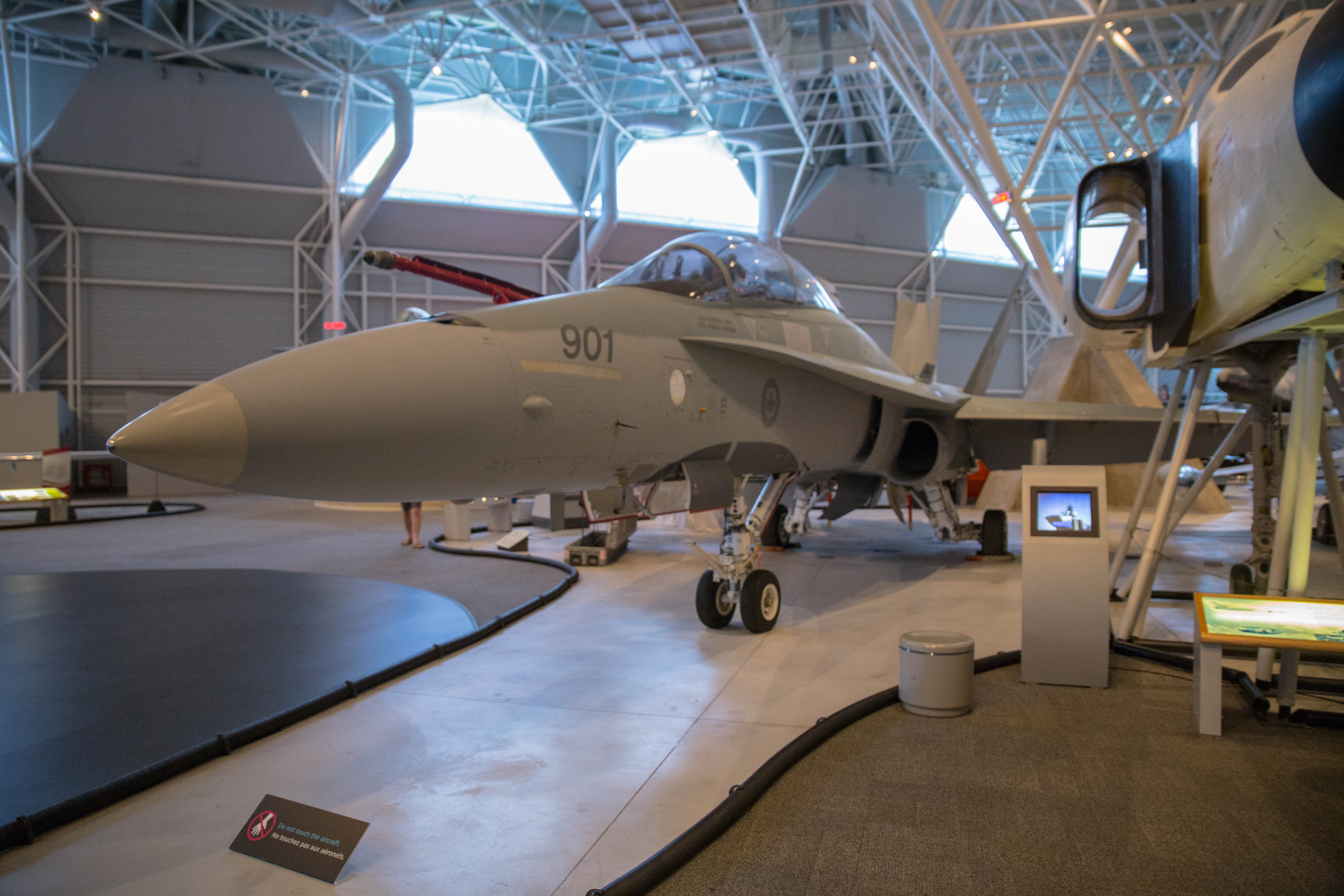 McDonnell Douglas F/A-18 Hornet