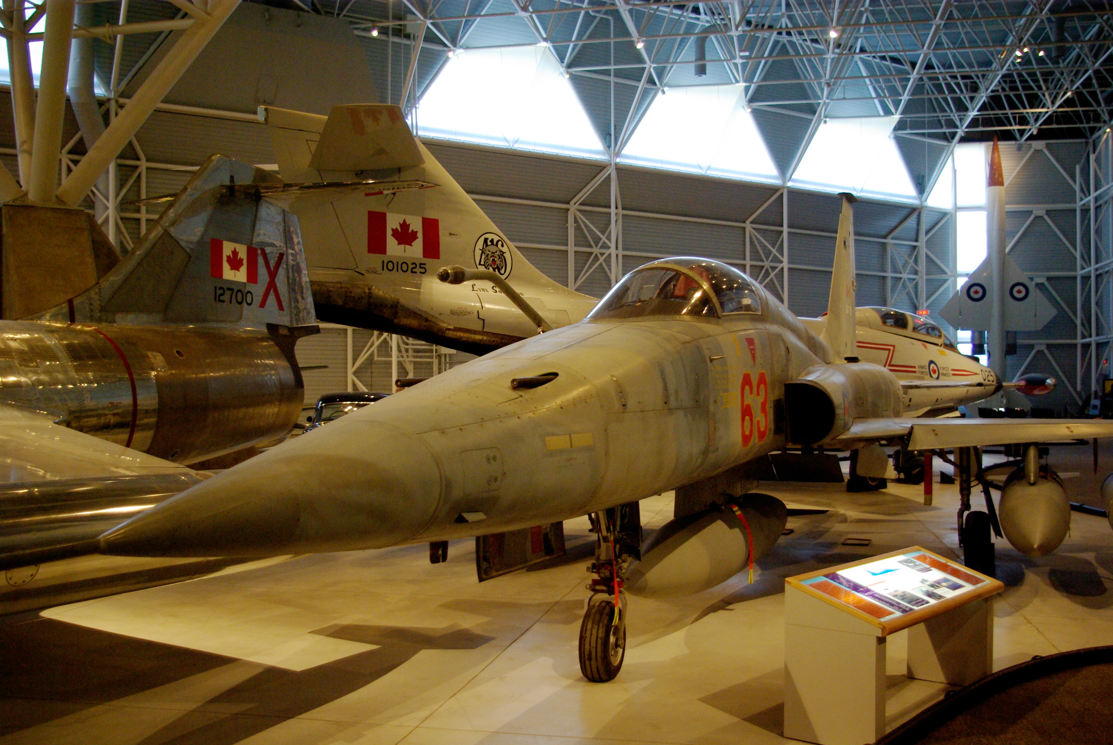 Canadair CF-116A 116763 (2)