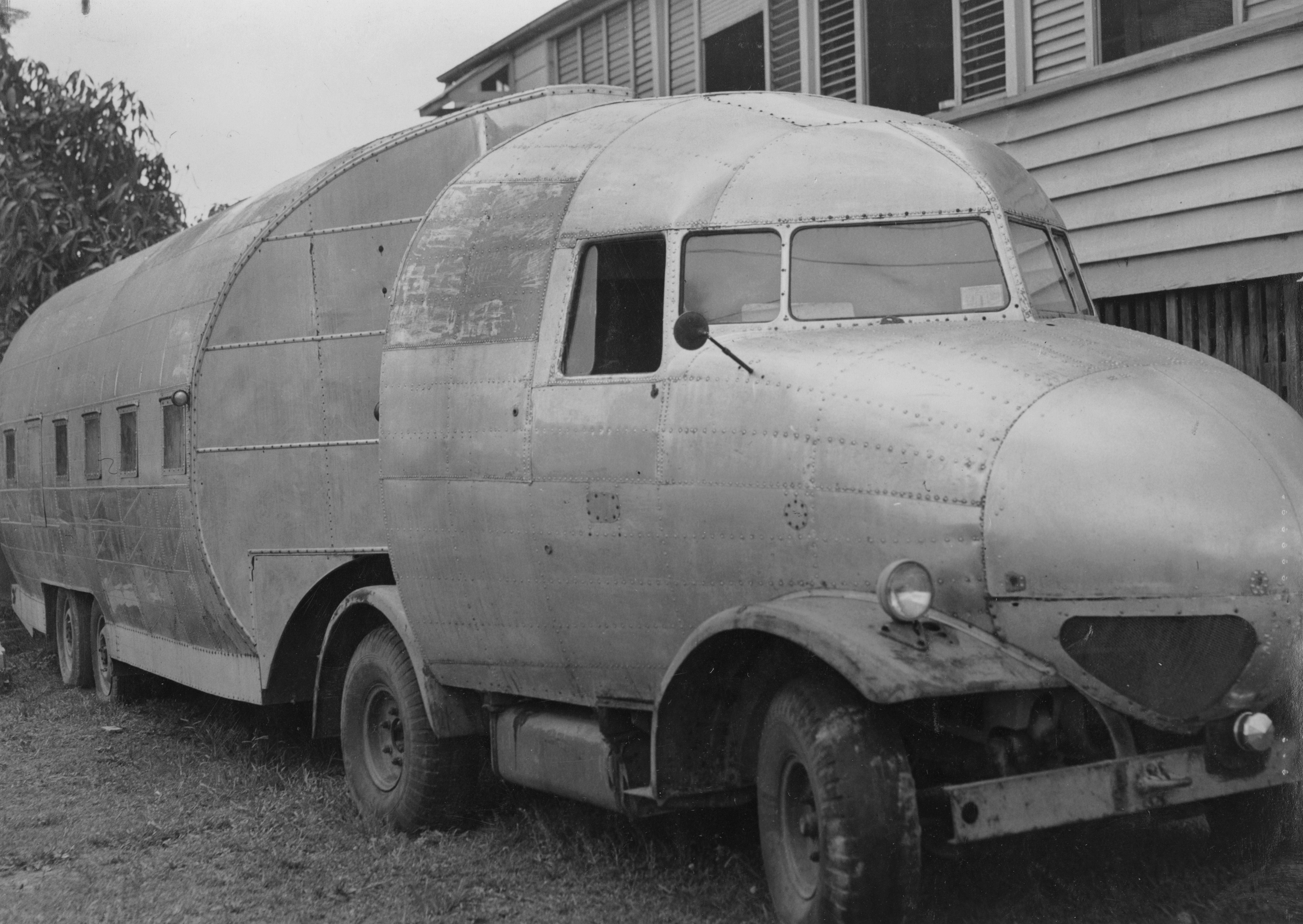 Caravana feita a partir de um DC-4 convertido, Kalinga, 1950