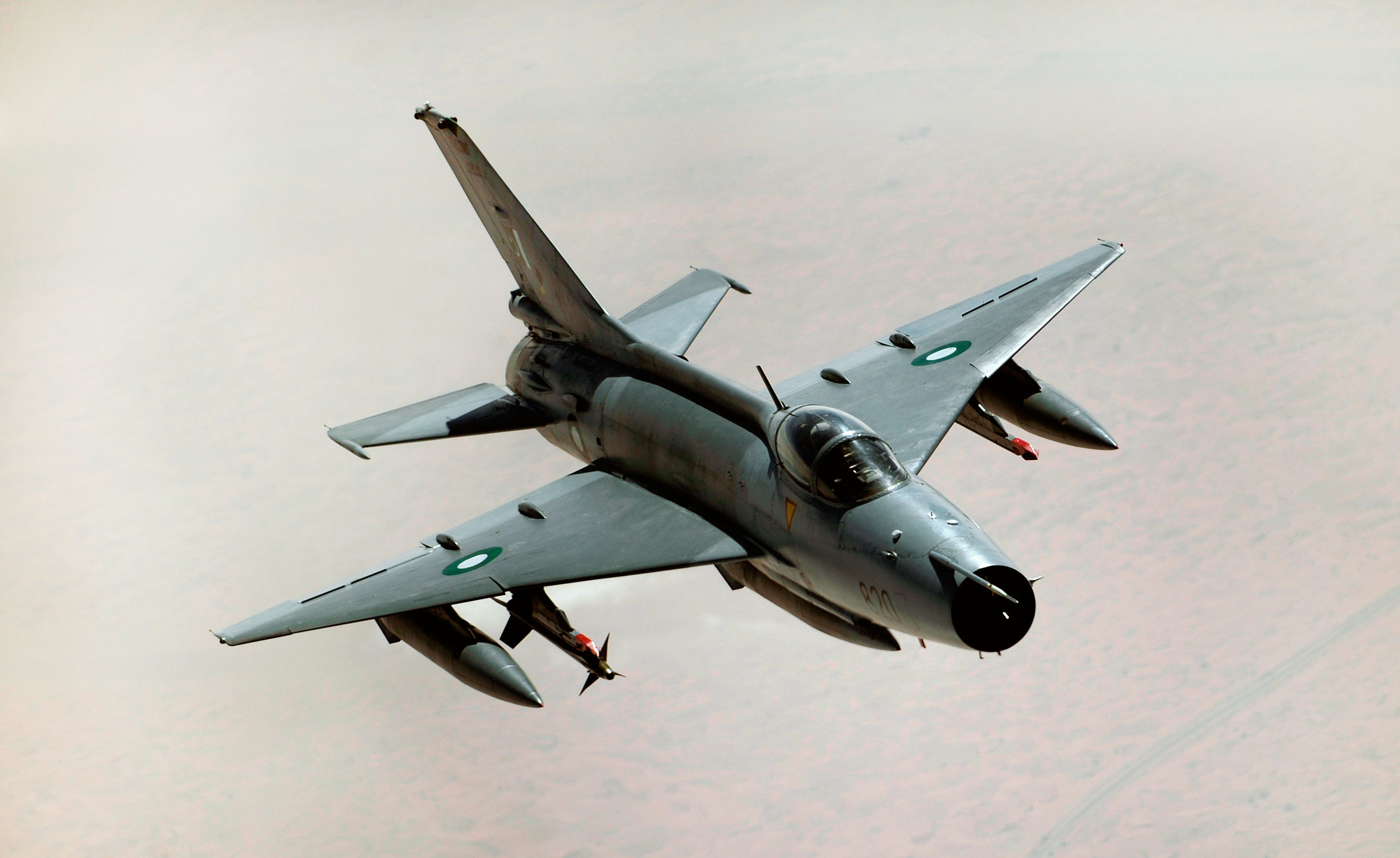 Chengdu J-7 paquistaní