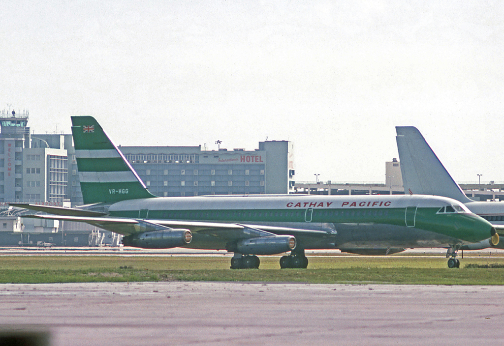 Convair 880-22M VR HGG, Cathay Pacific, Miami 1975