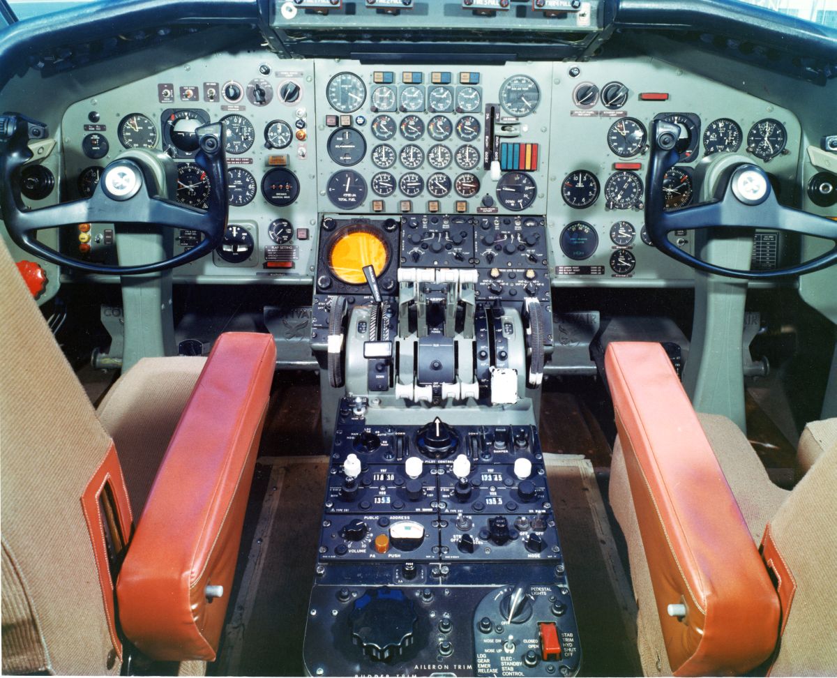 Convair 880 Cockpit in Color