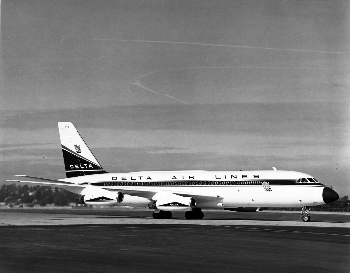 Convair 880 Delta Airlines