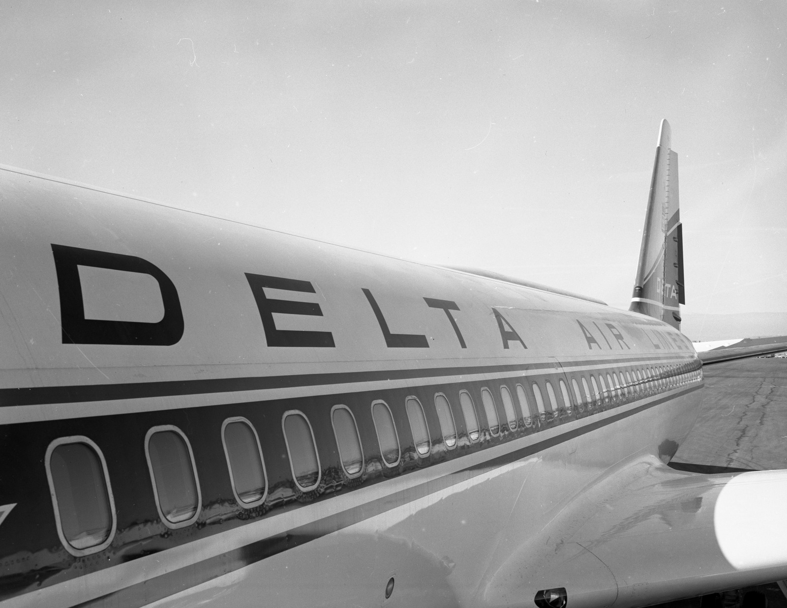 Fusoliera del Convair 880 Delta Airlines, 23 0036433, immagine negativa Convair