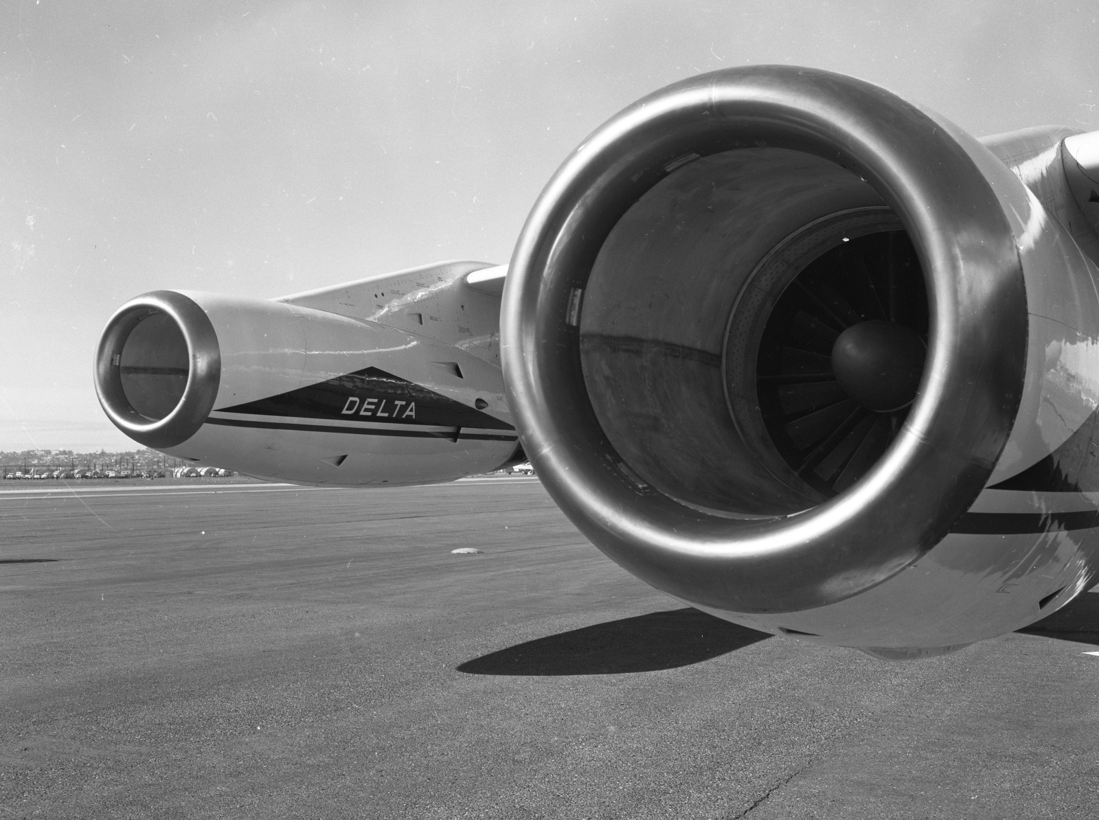 Motori a reazione del Convair 880 Delta Airlines, 23 0036429, immagine negativa Convair