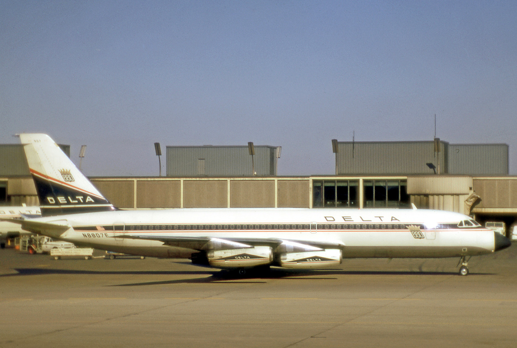 Convair 880 N8807E Delto ORD 24 04 71, bearbeitet 3