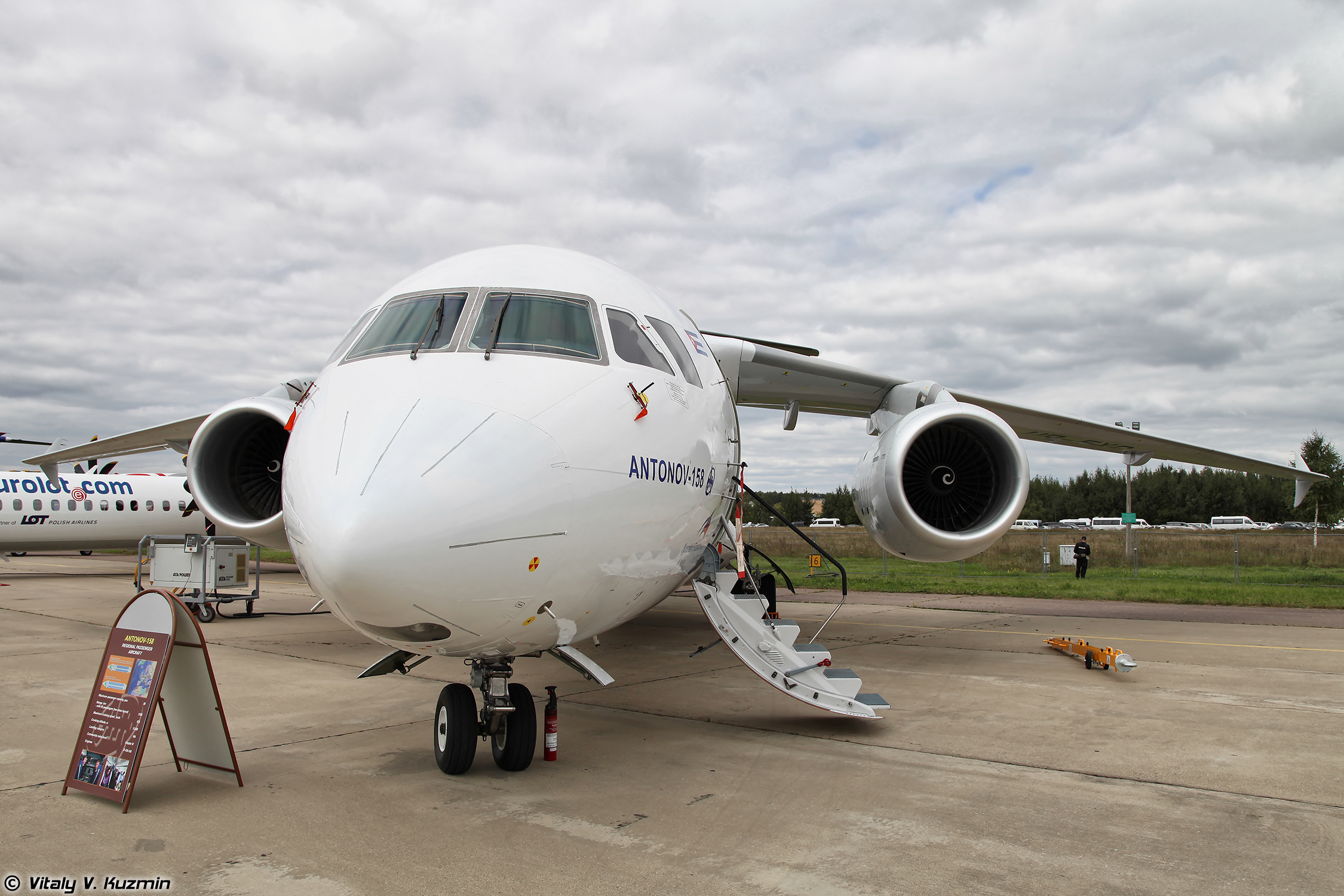 Antonov An-148