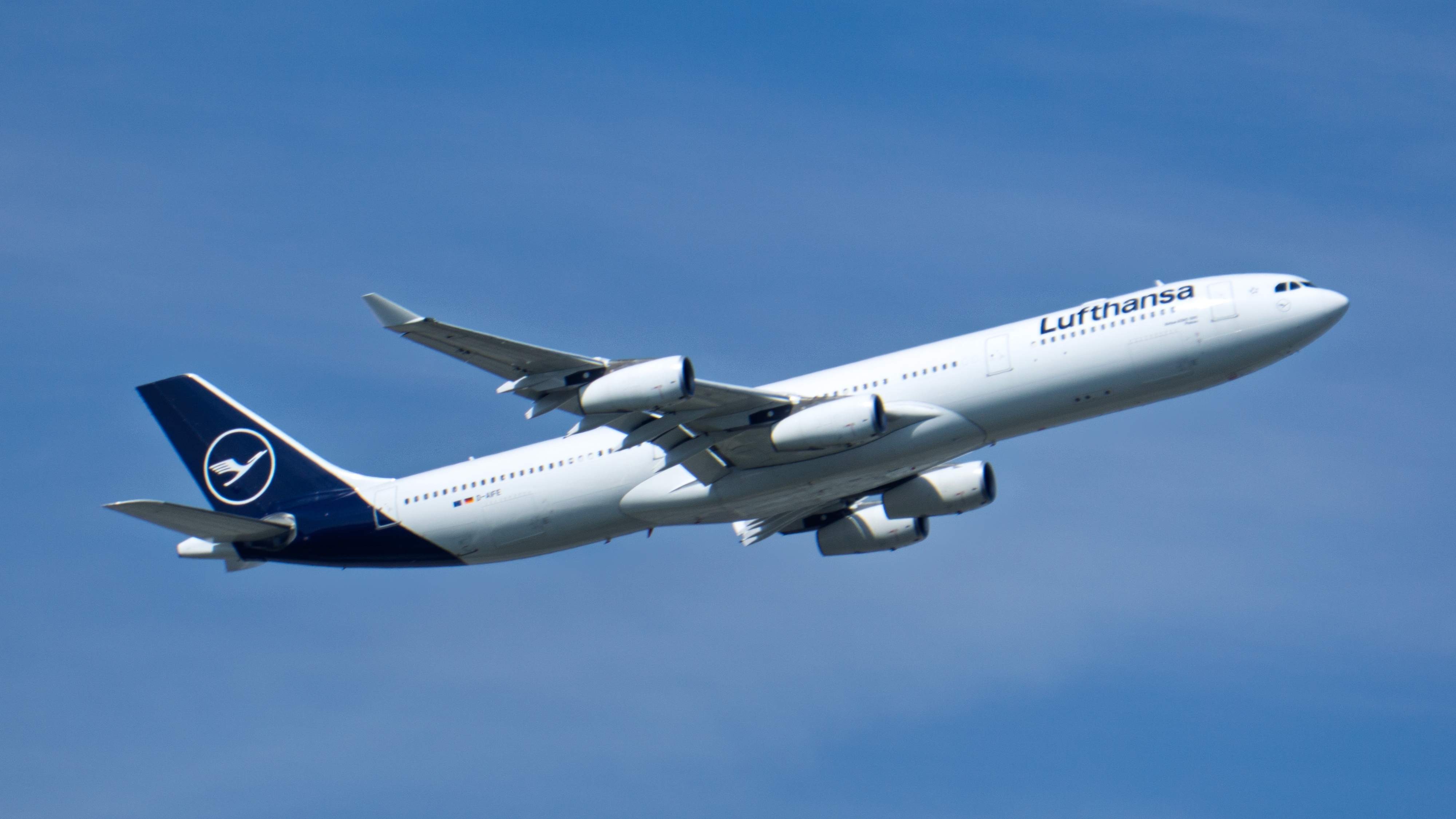 D AIFE AIRCRAFT Airbus A340-313 -1b