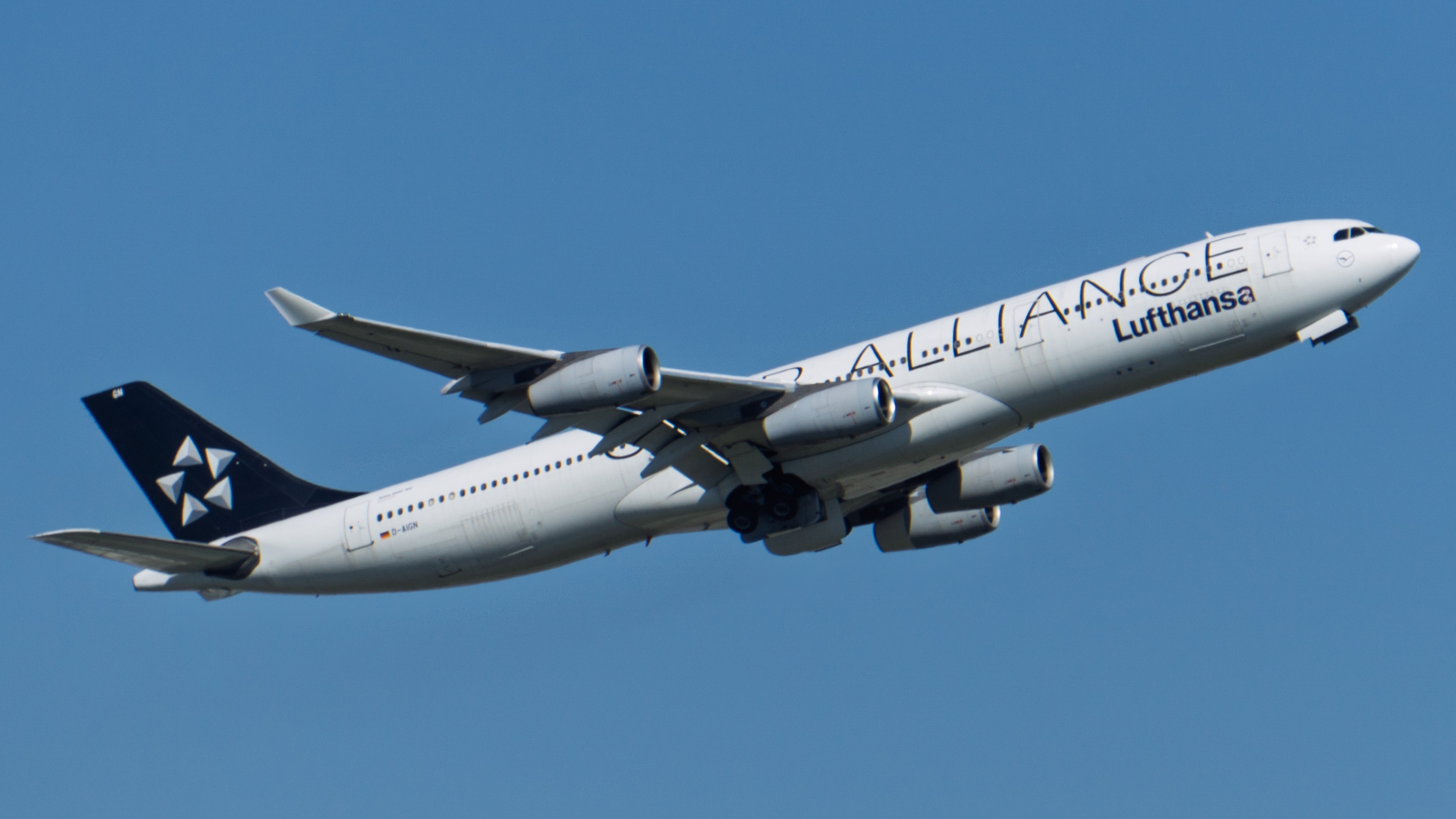 D AIGN AIRCRAFT Airbus A340-313 -1a