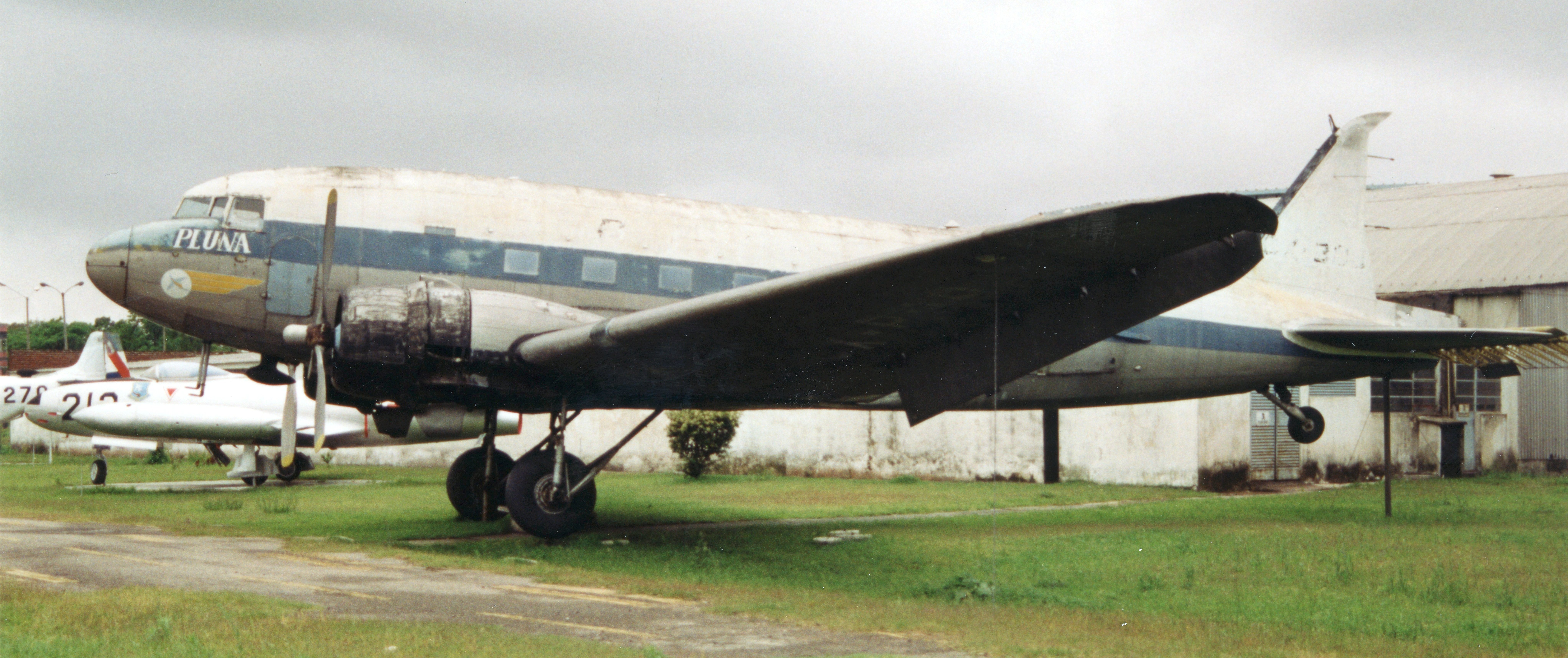 Douglas DC-3