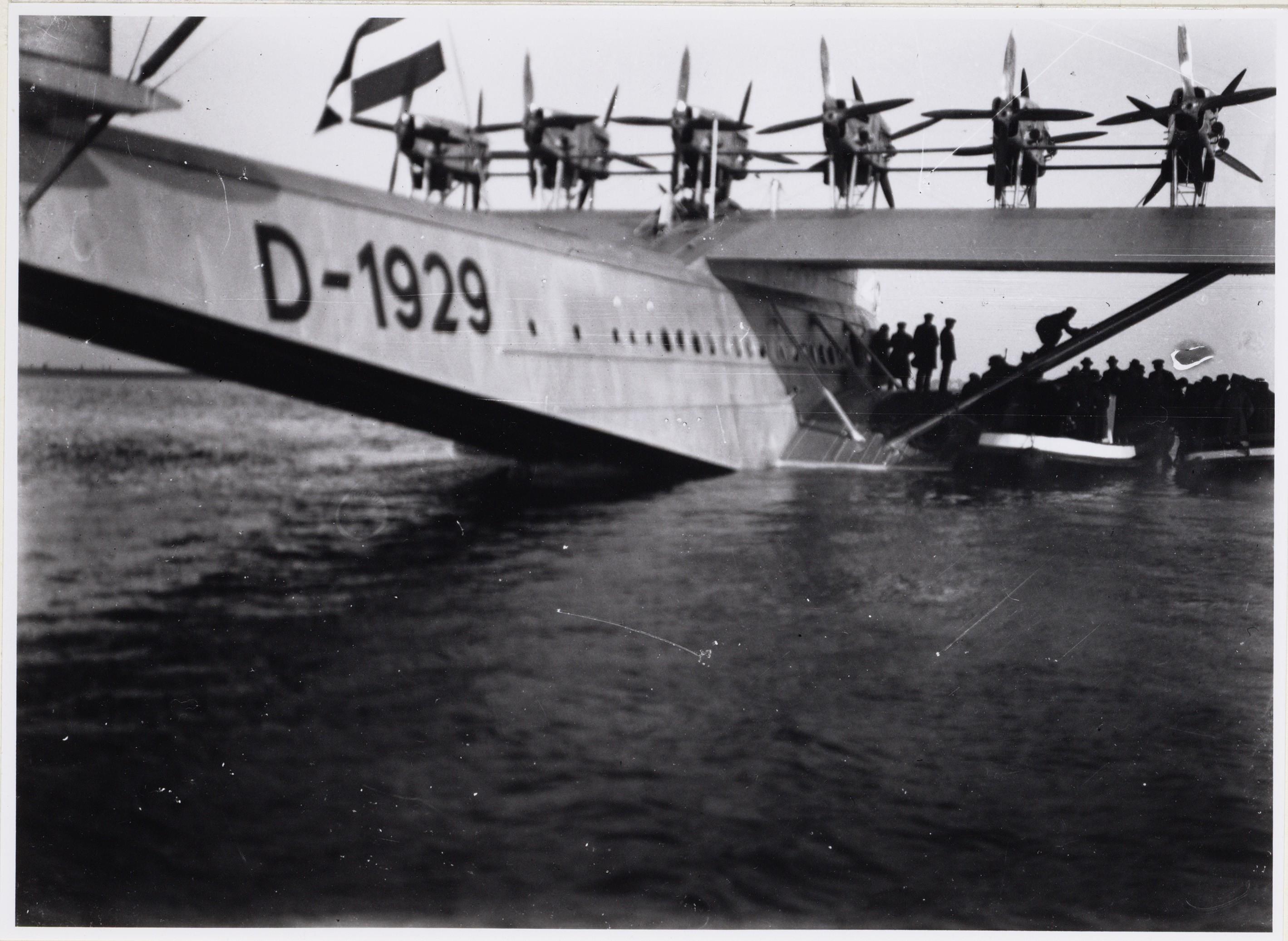 Dornier Do X (X1a) all'aeroporto di Schellingwoude, Amsterdam, 5 novembre 1930 (seconda vista)