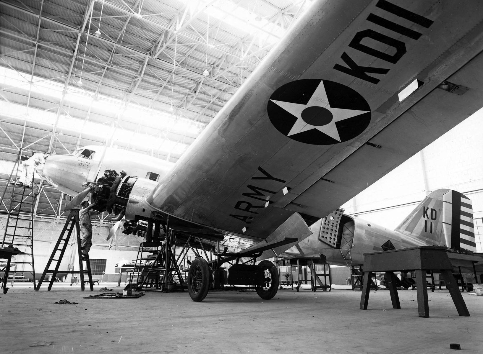 Douglas DC-2