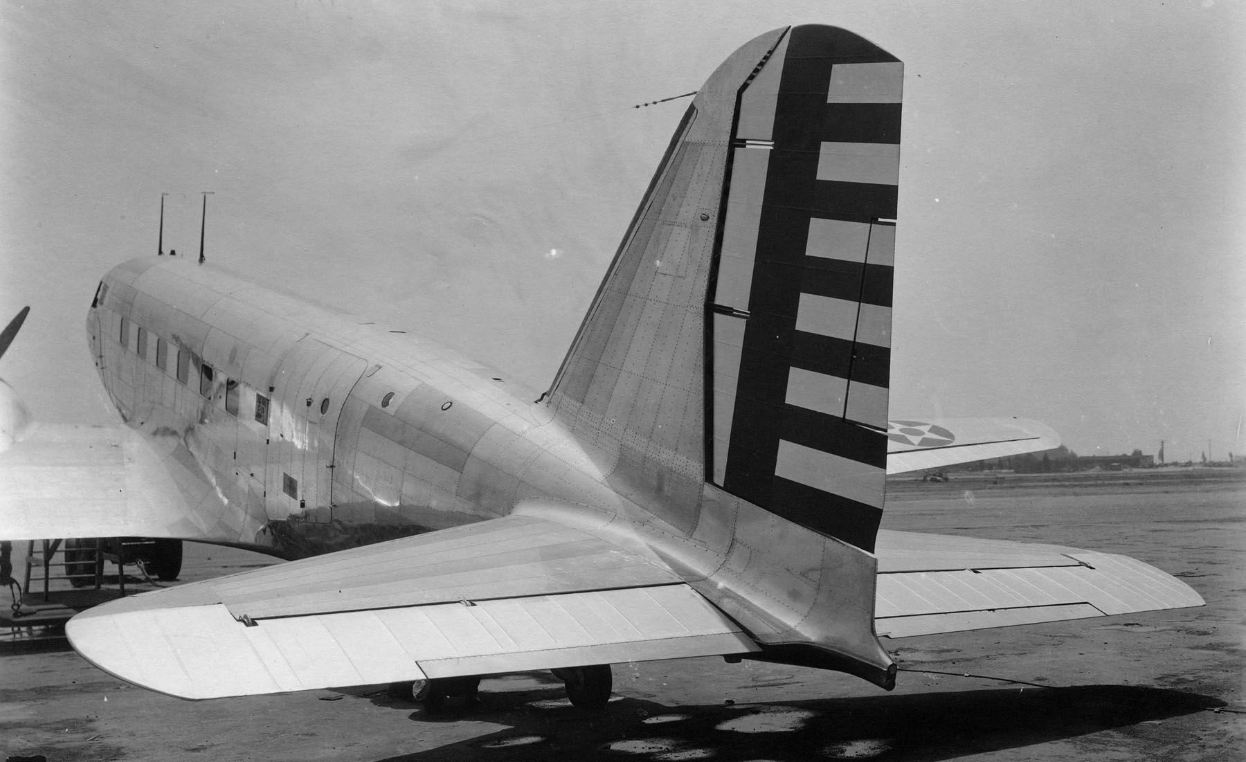 Douglas DC-2