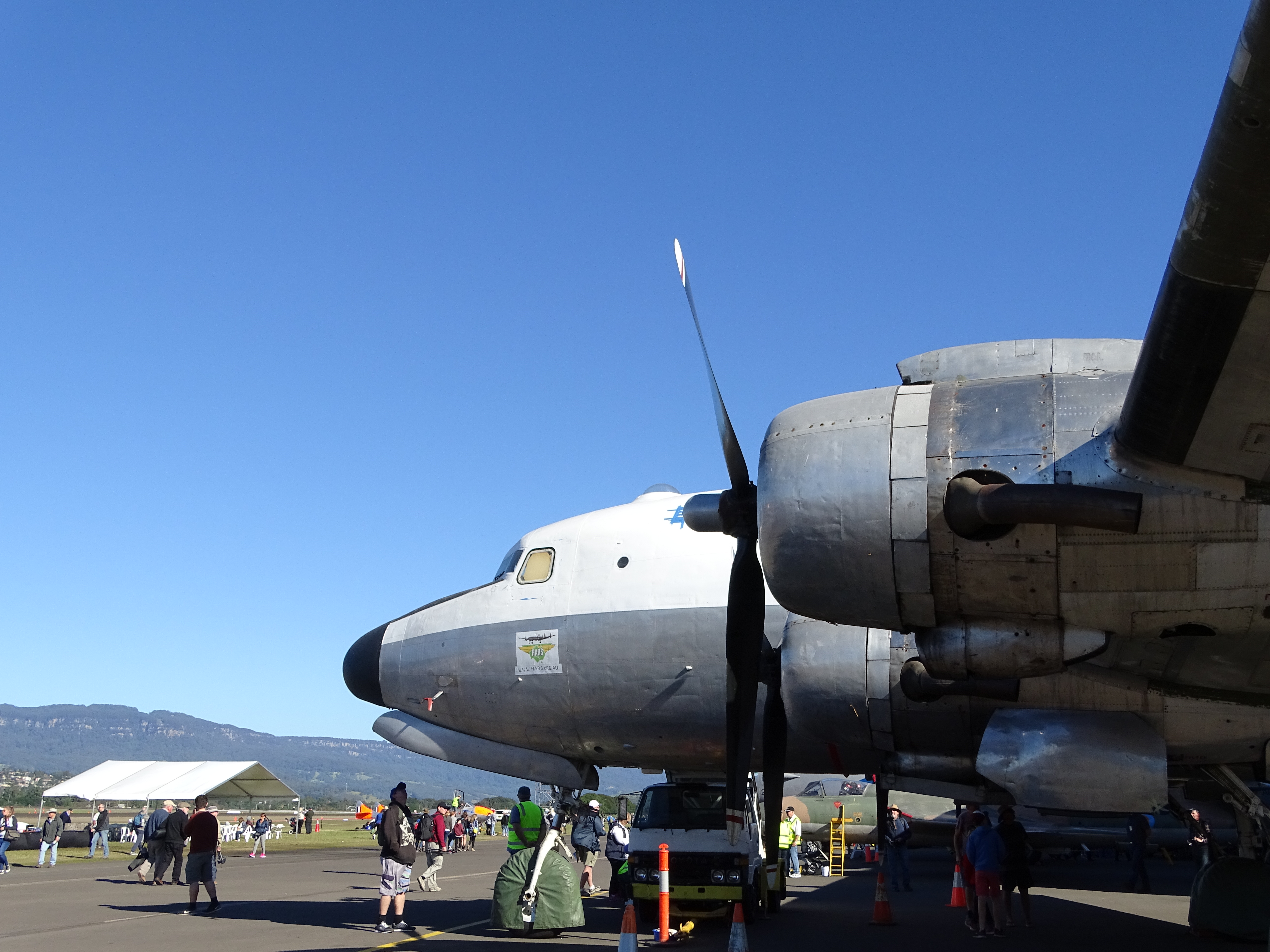 Douglas DC4