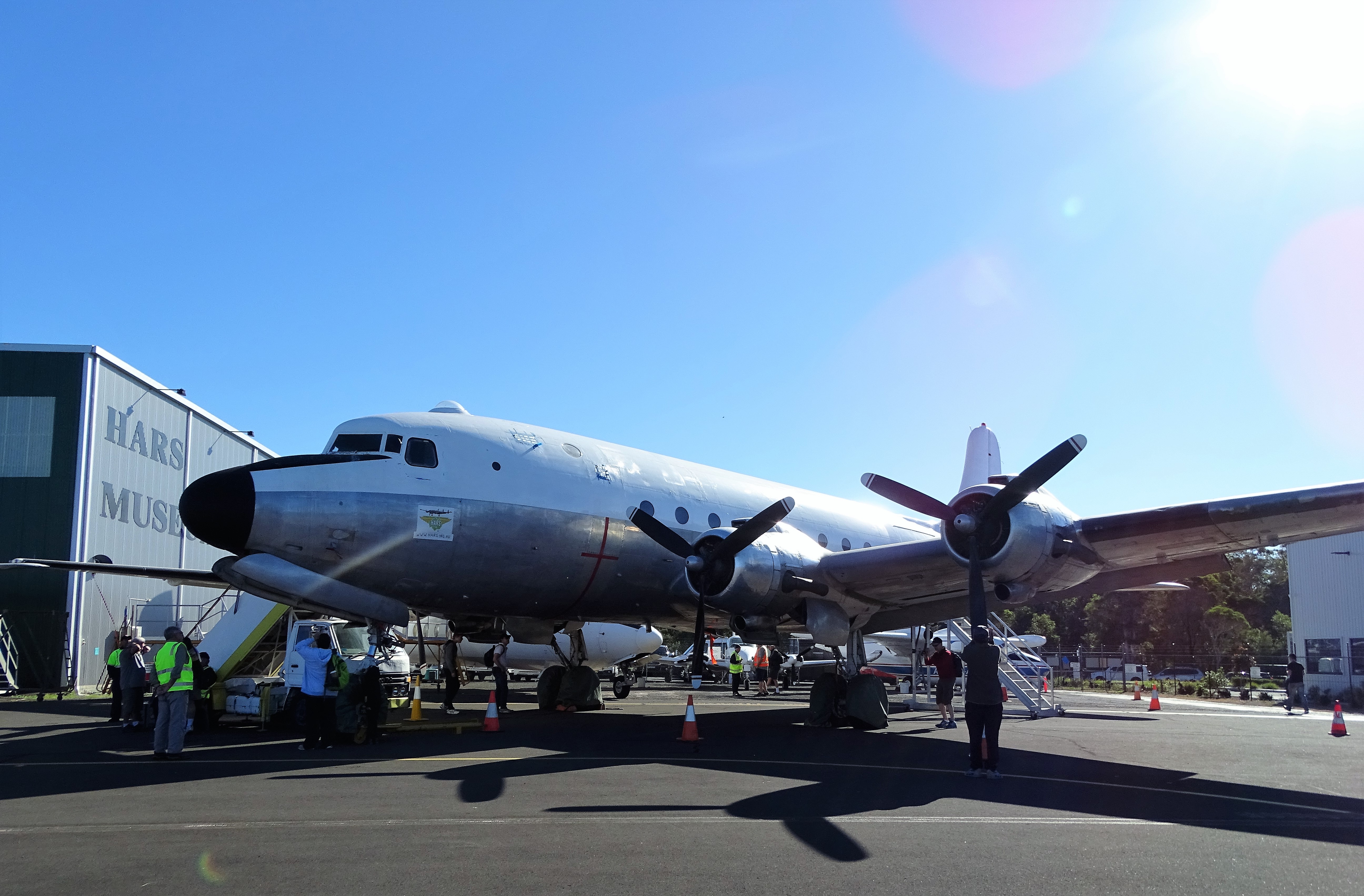Douglas DC4
