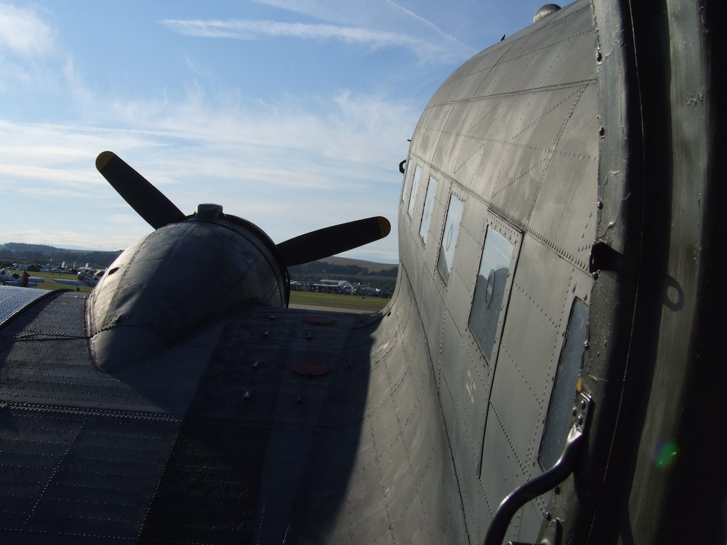 Douglas DC 3 Dakota 3
