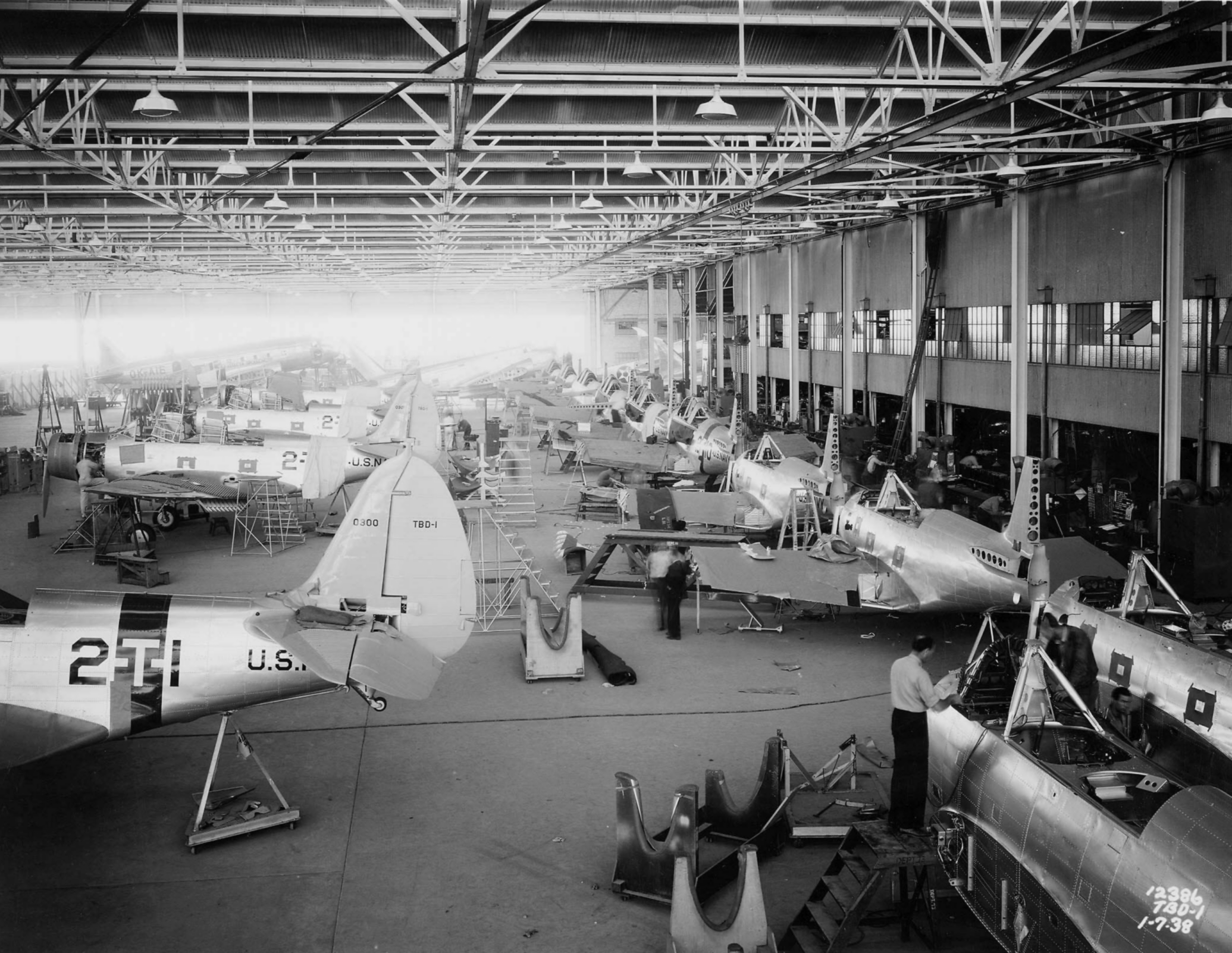 Douglas TBD assembly line 1938