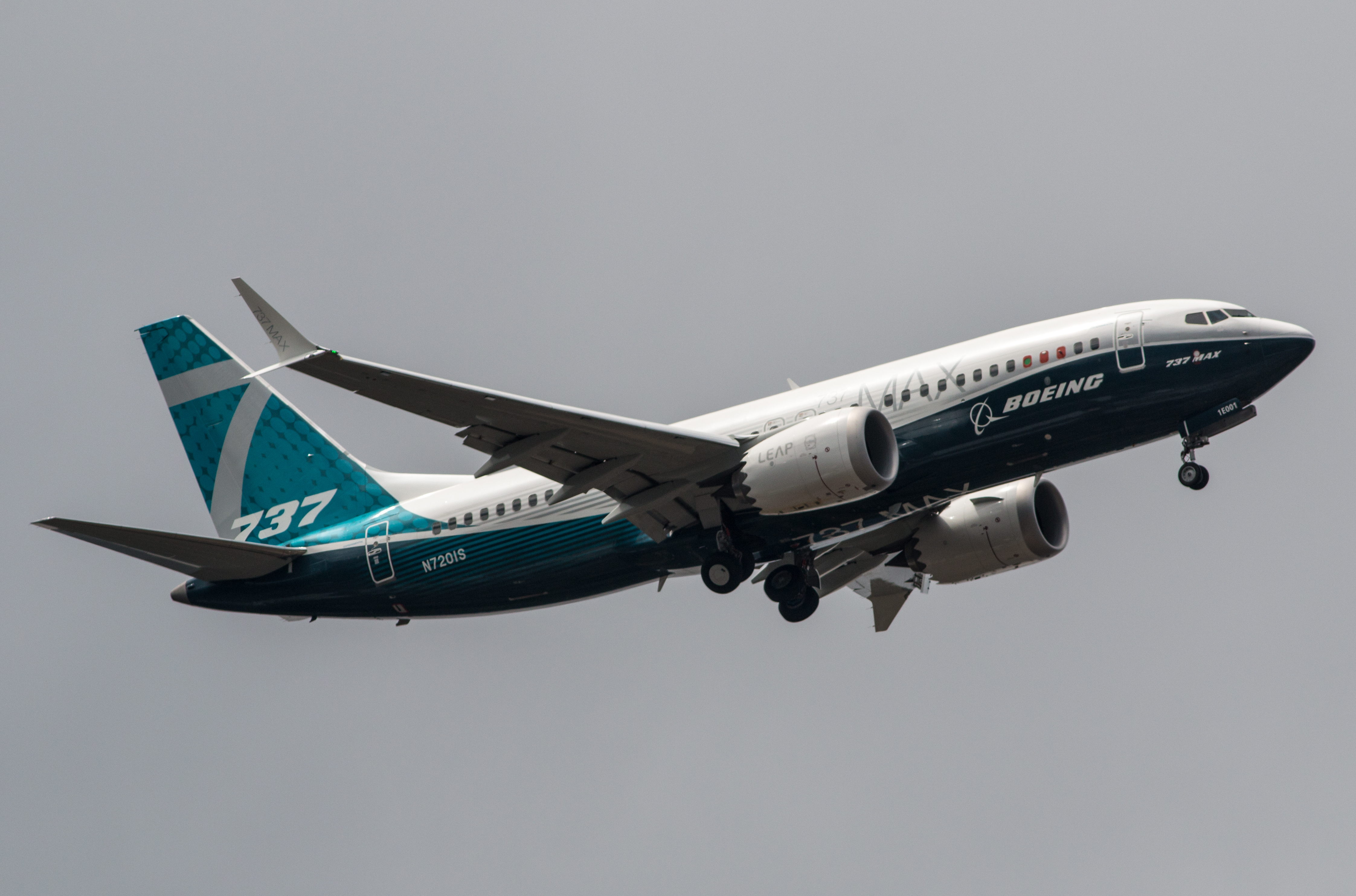 Boeing 737