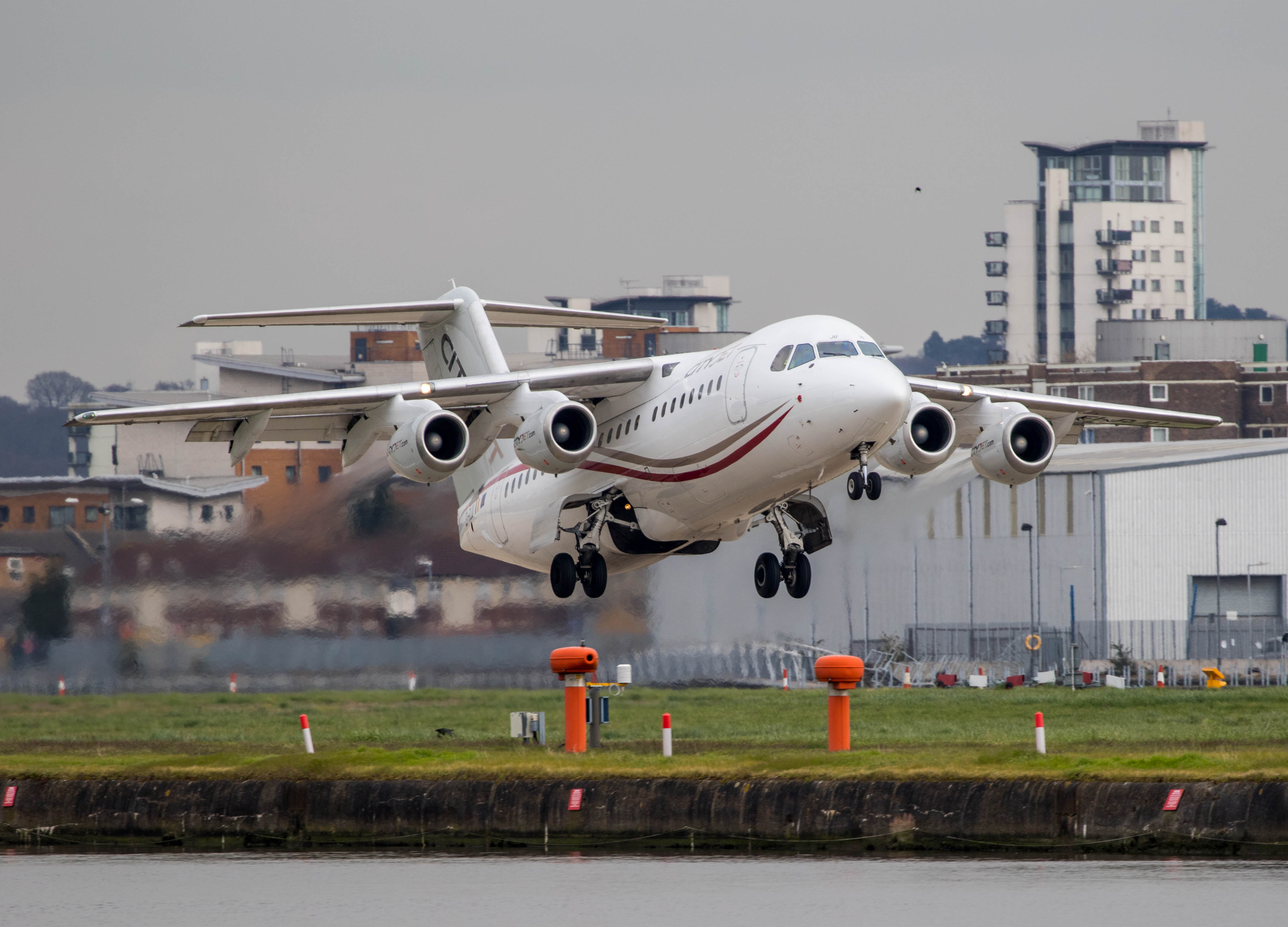 EI-RJU Cityjet Avro RJ85
