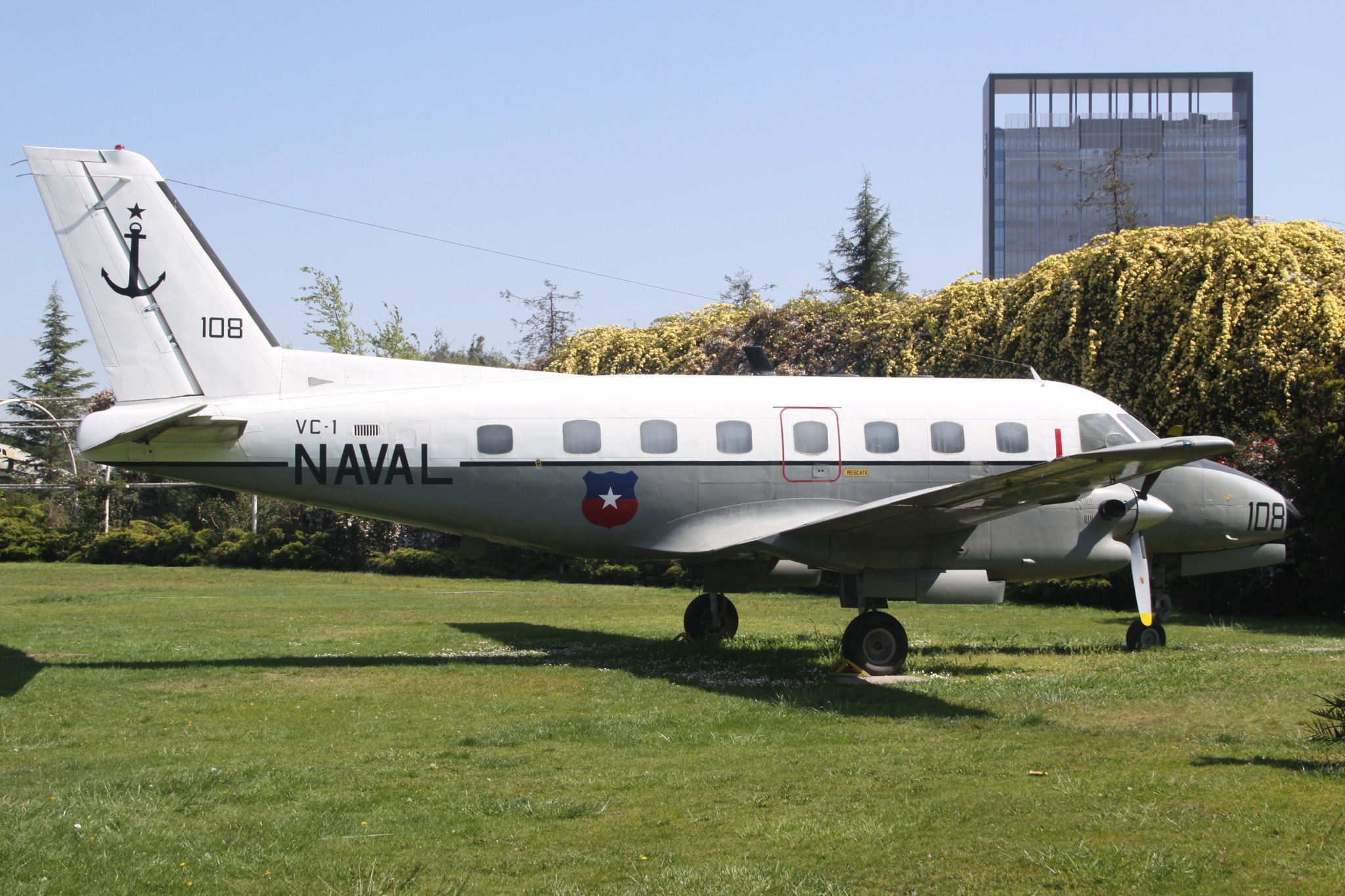 EMB-110C(N) Bandeirante, cola 108 de la Armada de Chile, Santiago Los Cerrillos