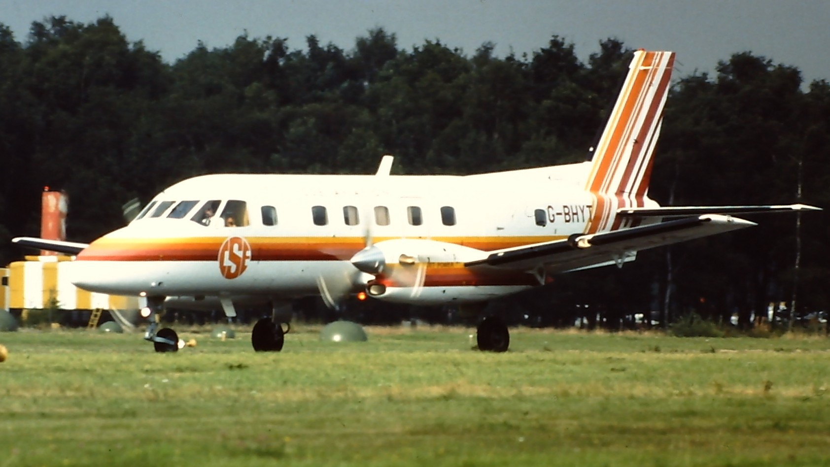 Embraer EMB-110P2 Bandeirante G BHYT (CSE Aviation)