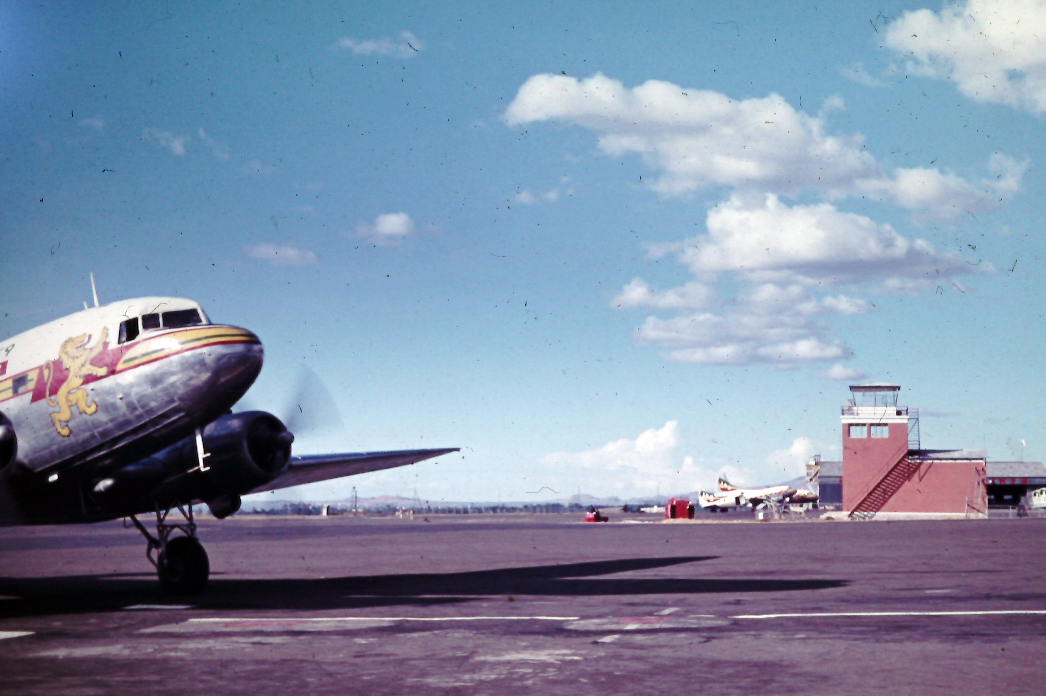 Douglas DC-3