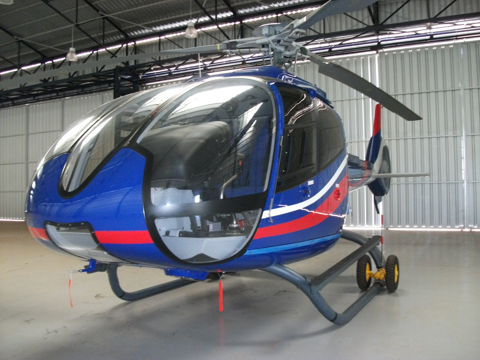 Eurocopter EC130 (Flugzeug) (10)