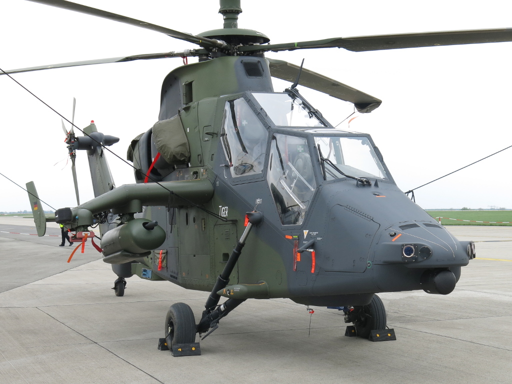 Eurocopter Tiger UHT del Bundeswehr alemán 74 11 en ILA-2018