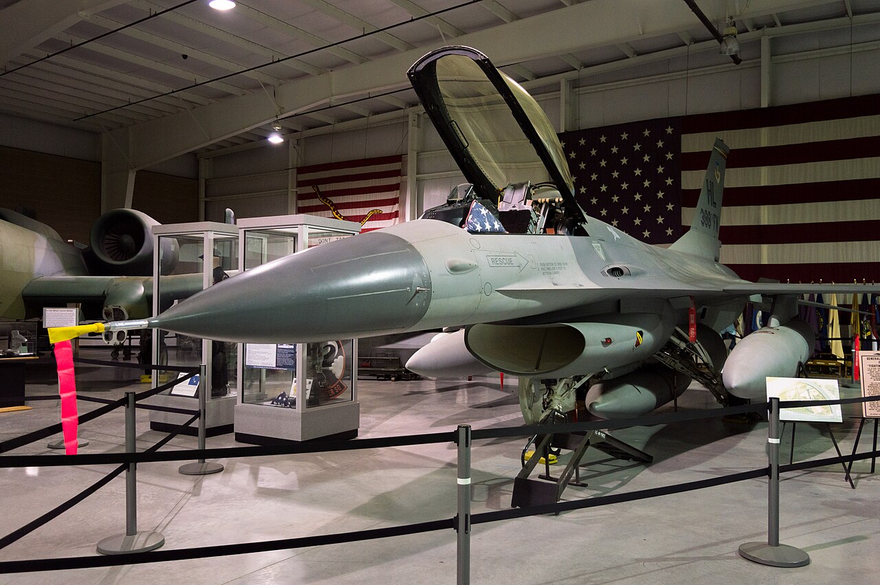 F-16A 79-0388 construido por General Dynamics, Hill Aerospace Museum