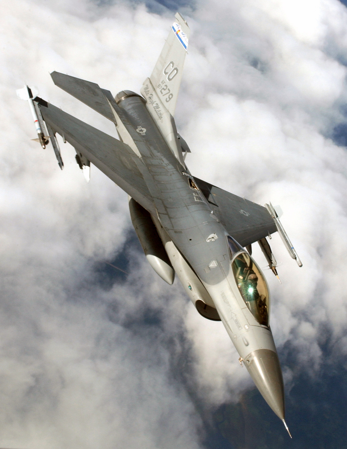 General Dynamics F-16 Fighting Falcon