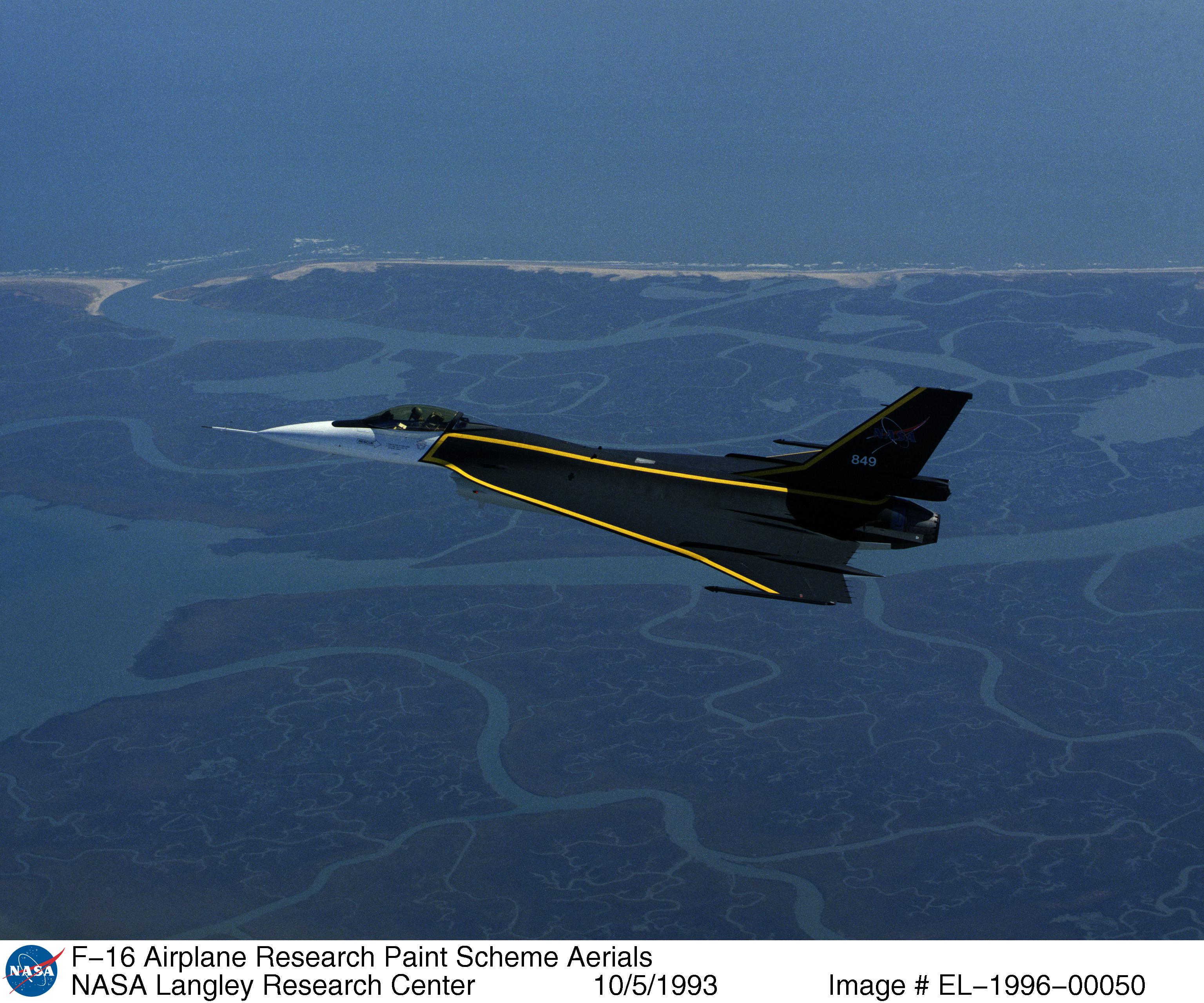 F-16XL Airplane Research Paint Scheme Aerials EL-1996-00050