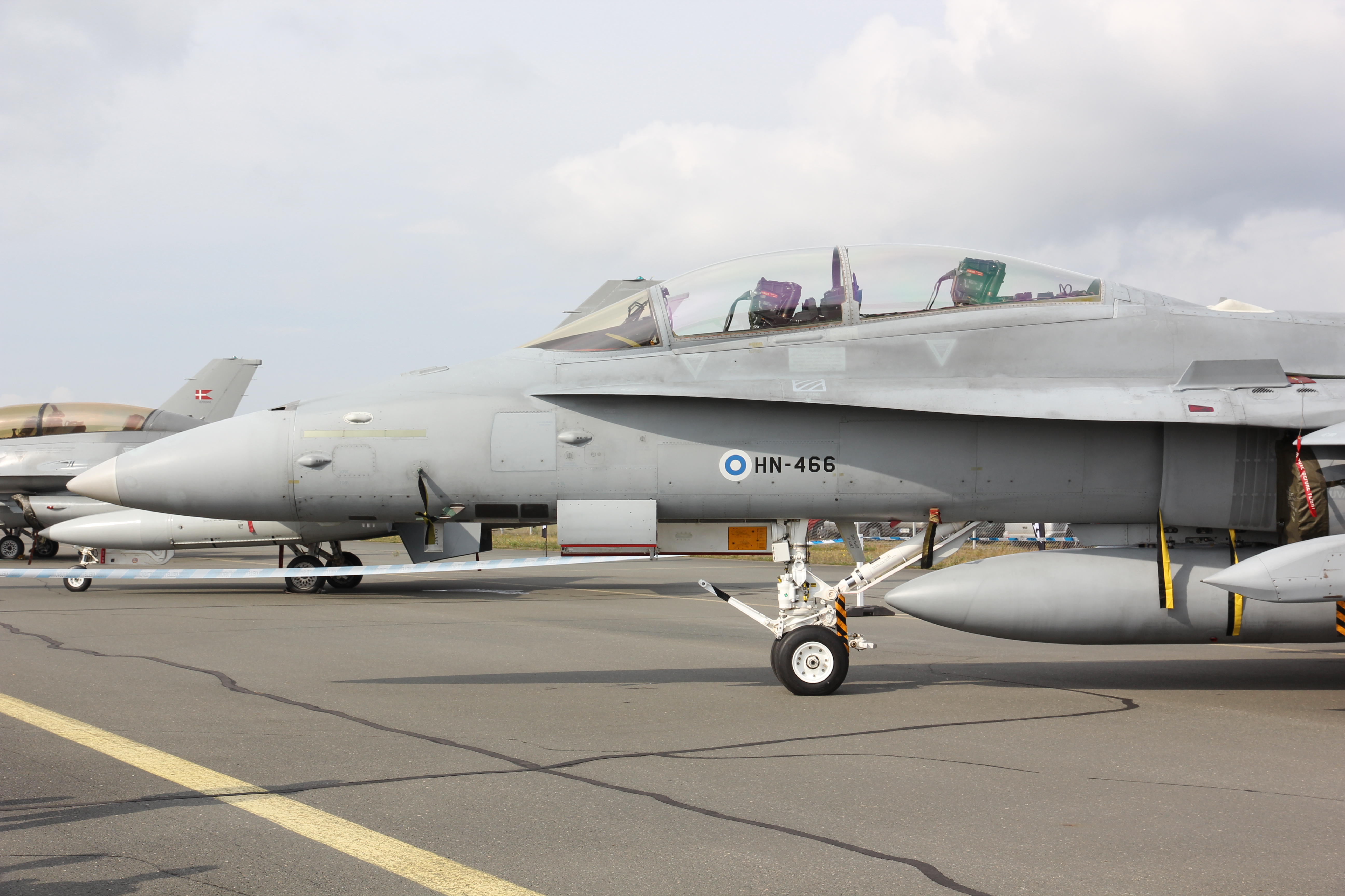 McDonnell Douglas F/A-18 Hornet