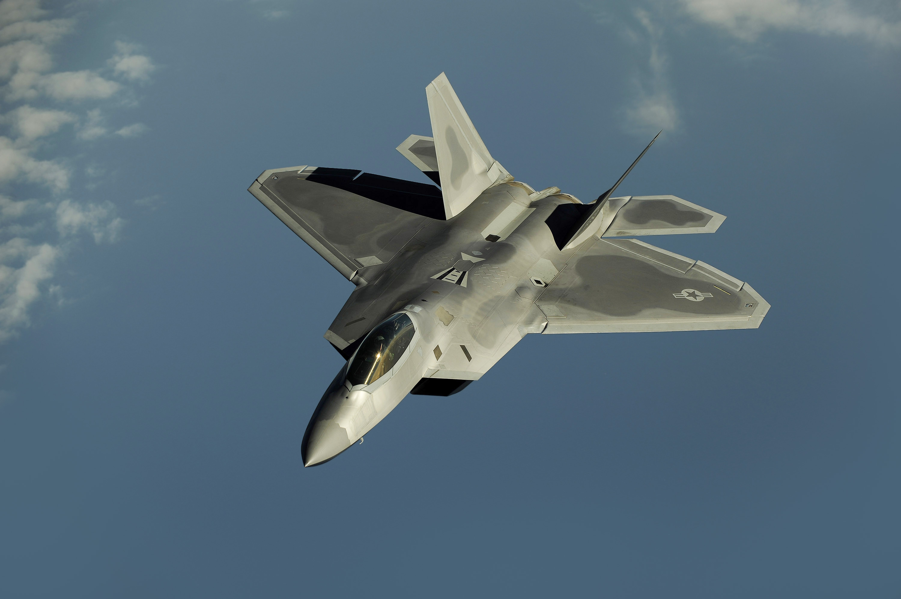 F-22 Raptor edit 1