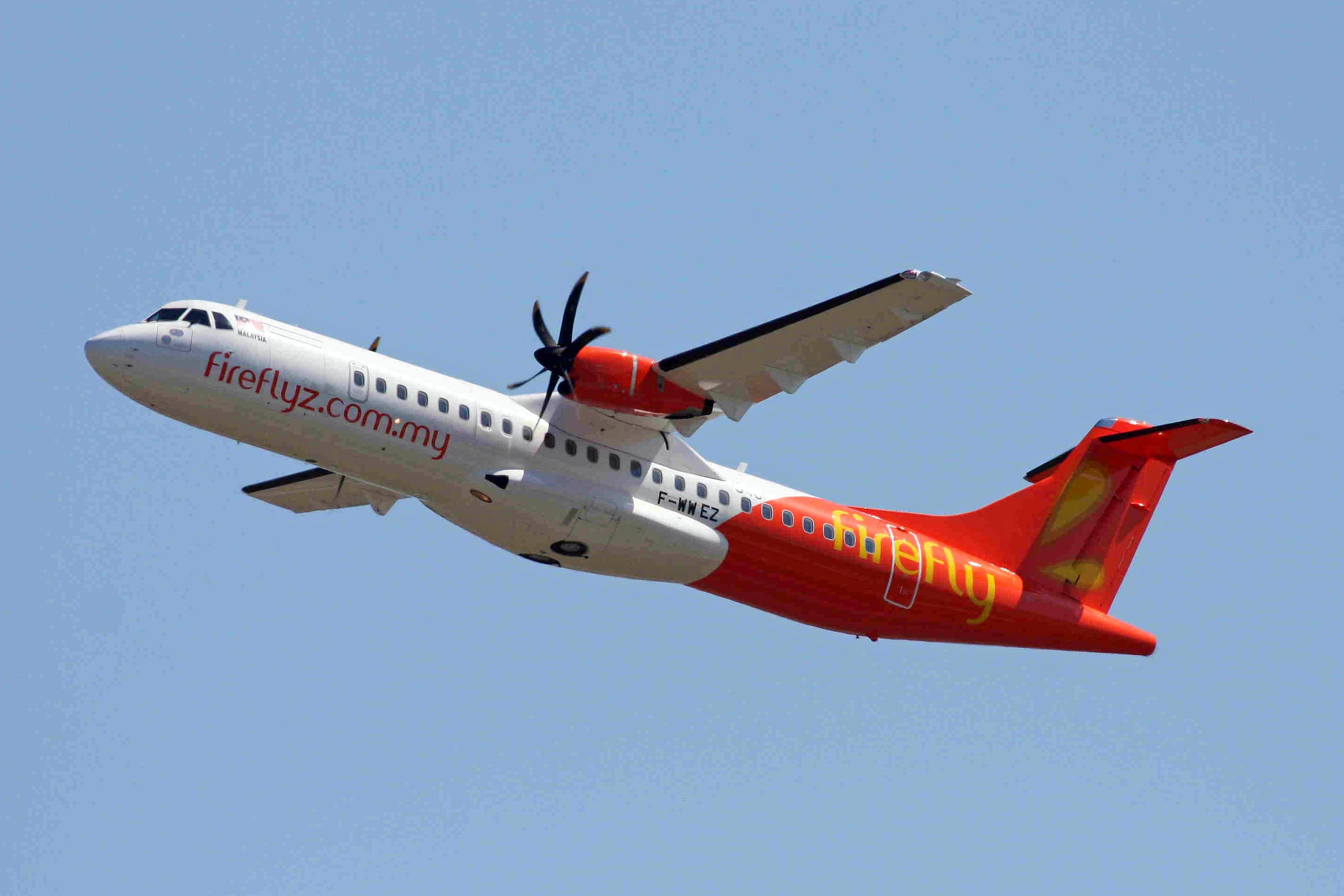 F-WWEZ (948) ATR.72-212A(500) FlyFireFly TLS 30AUG11