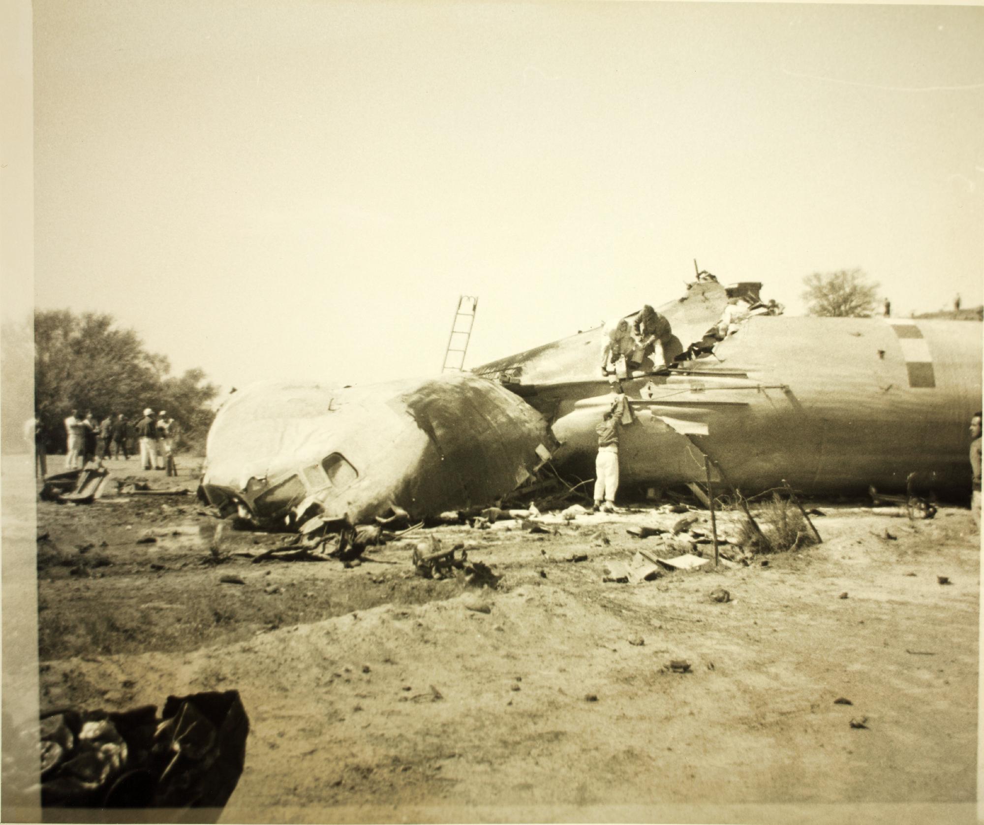 FAA Douglas DC-7 N68N crash test