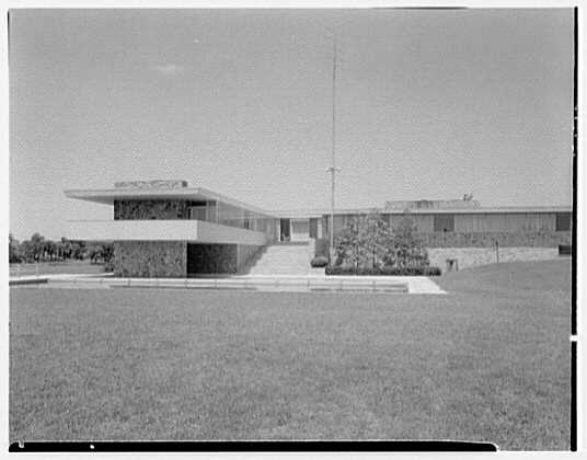 Fairchild Aircraft, Hagerstown, Maryland. LOC gsc.5a23710