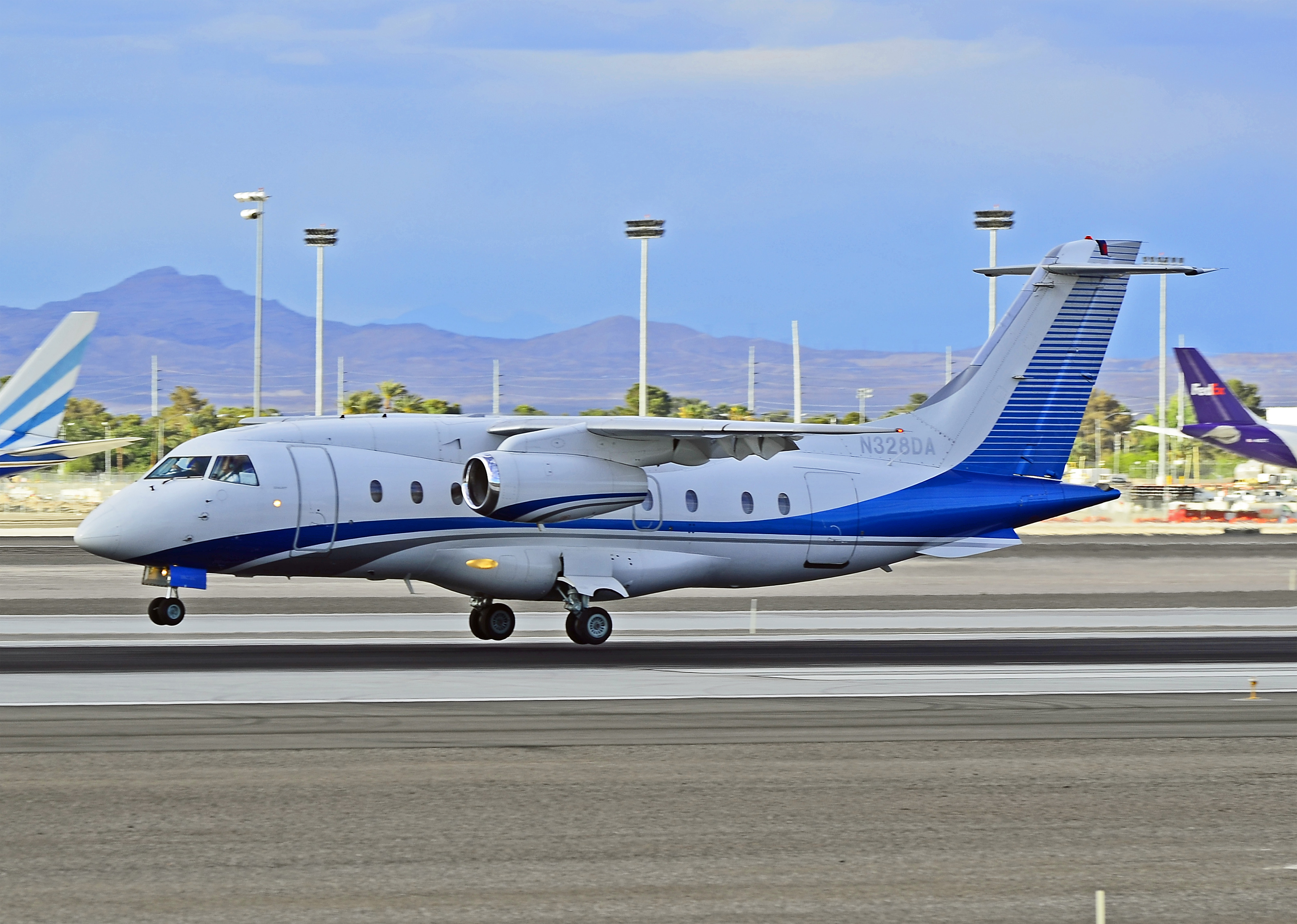 Fairchild Dornier 328-300 328JET N328DA (cn 3171)