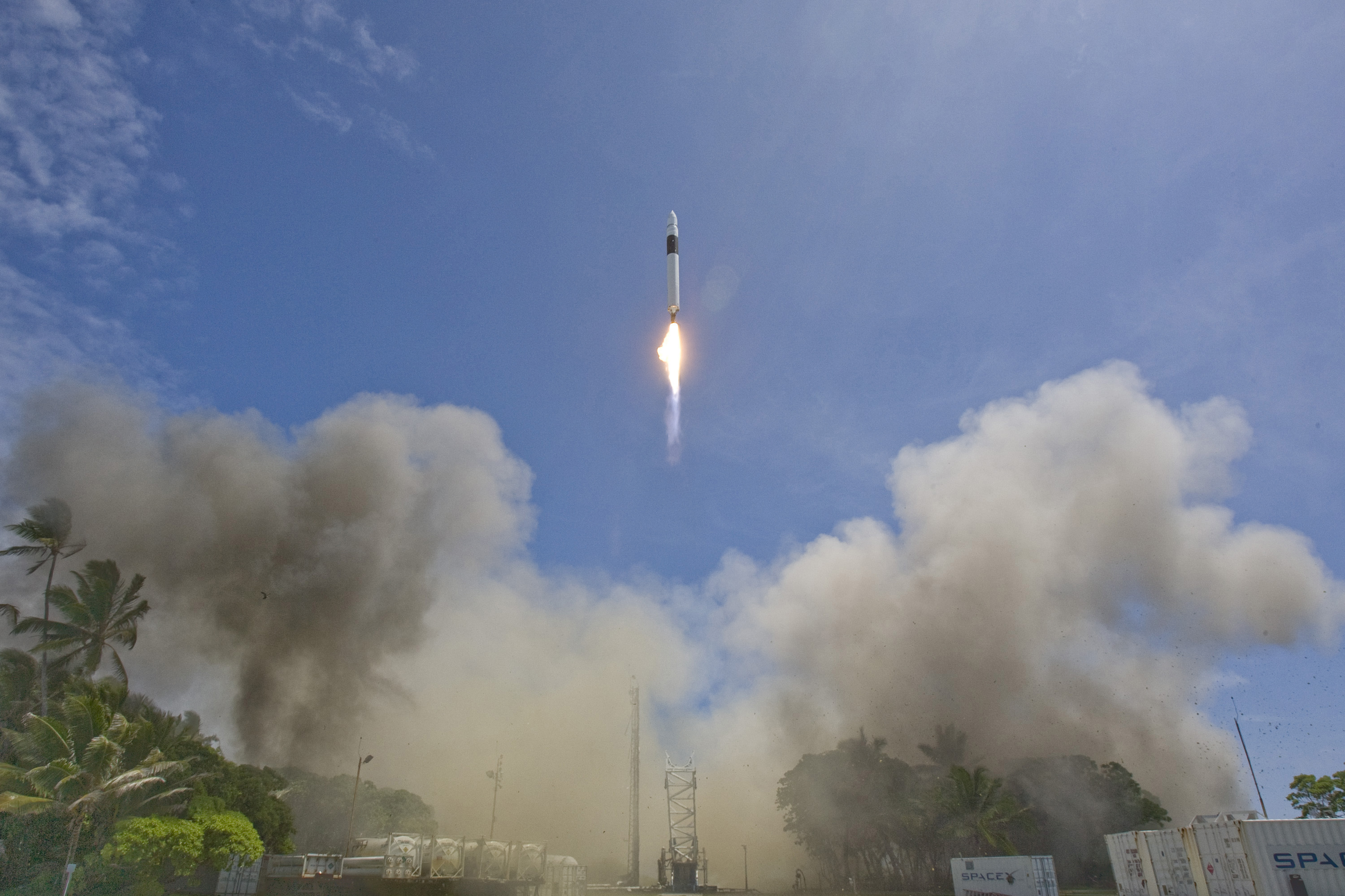 Falcon 1