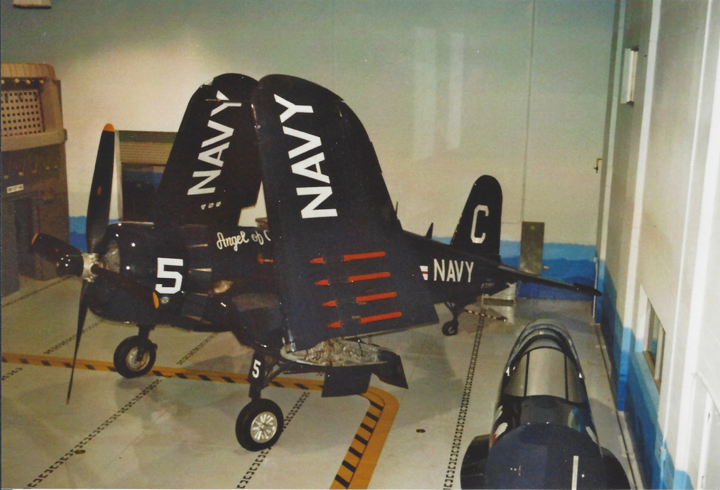 Vought F4U Corsair