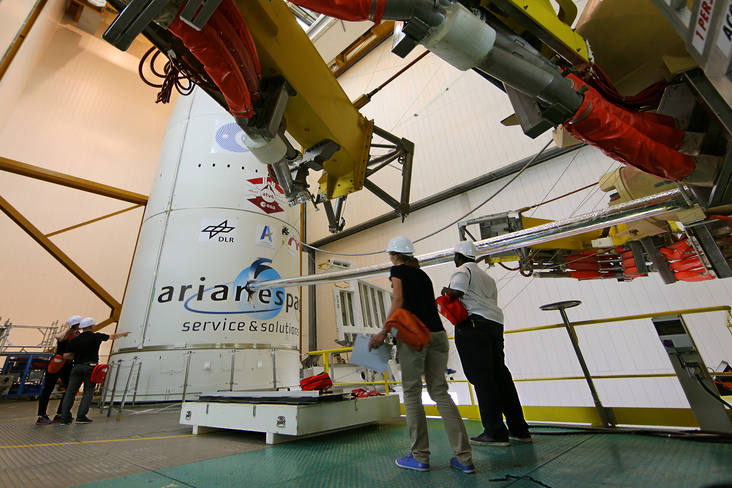 Edificio di assemblaggio finale con l'ATV-4 'Albert Einstein' Ariane 5ES (VA-213)