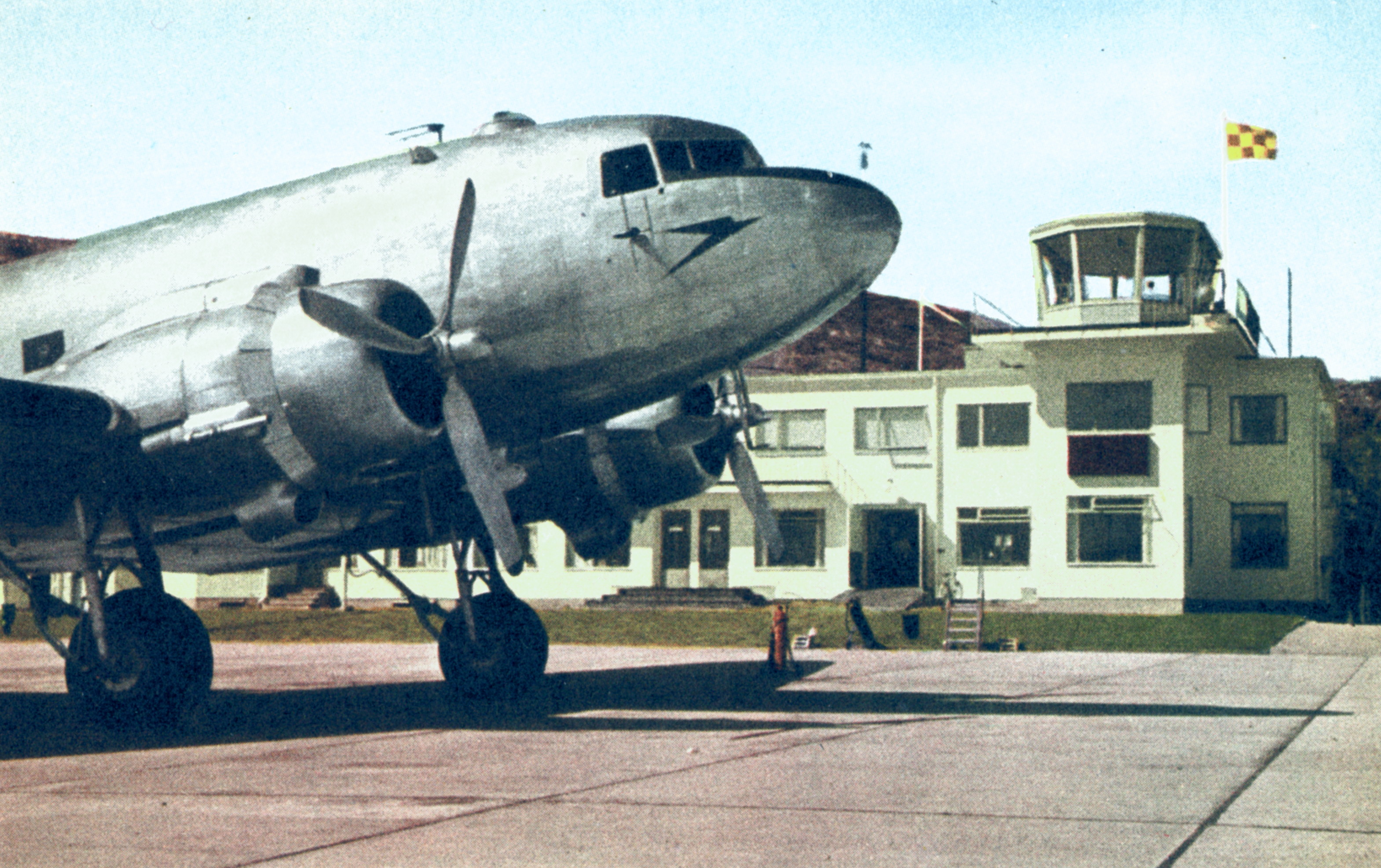 Douglas DC-3