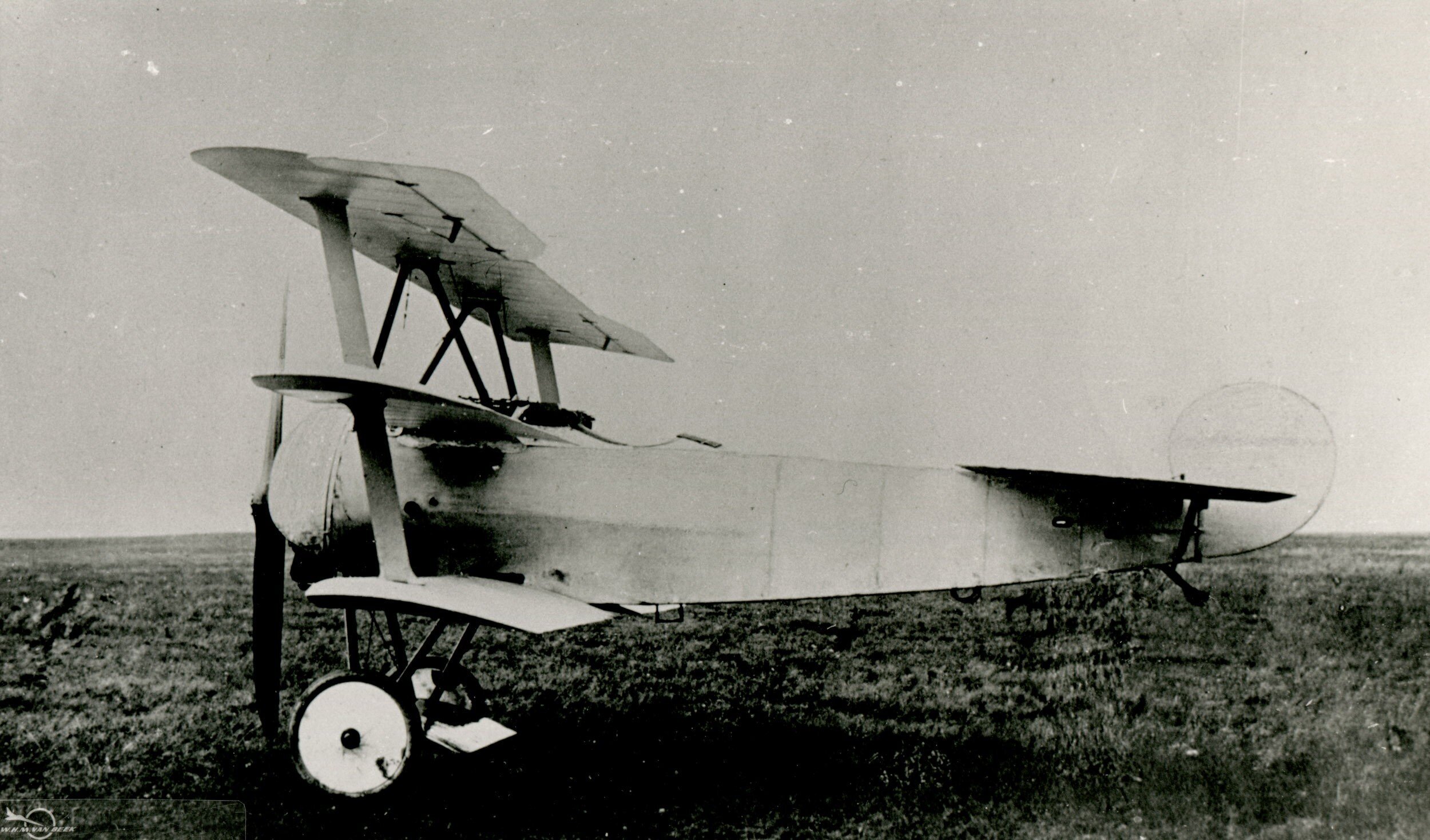 Triplano Fokker V.5, precursore del Dr.I