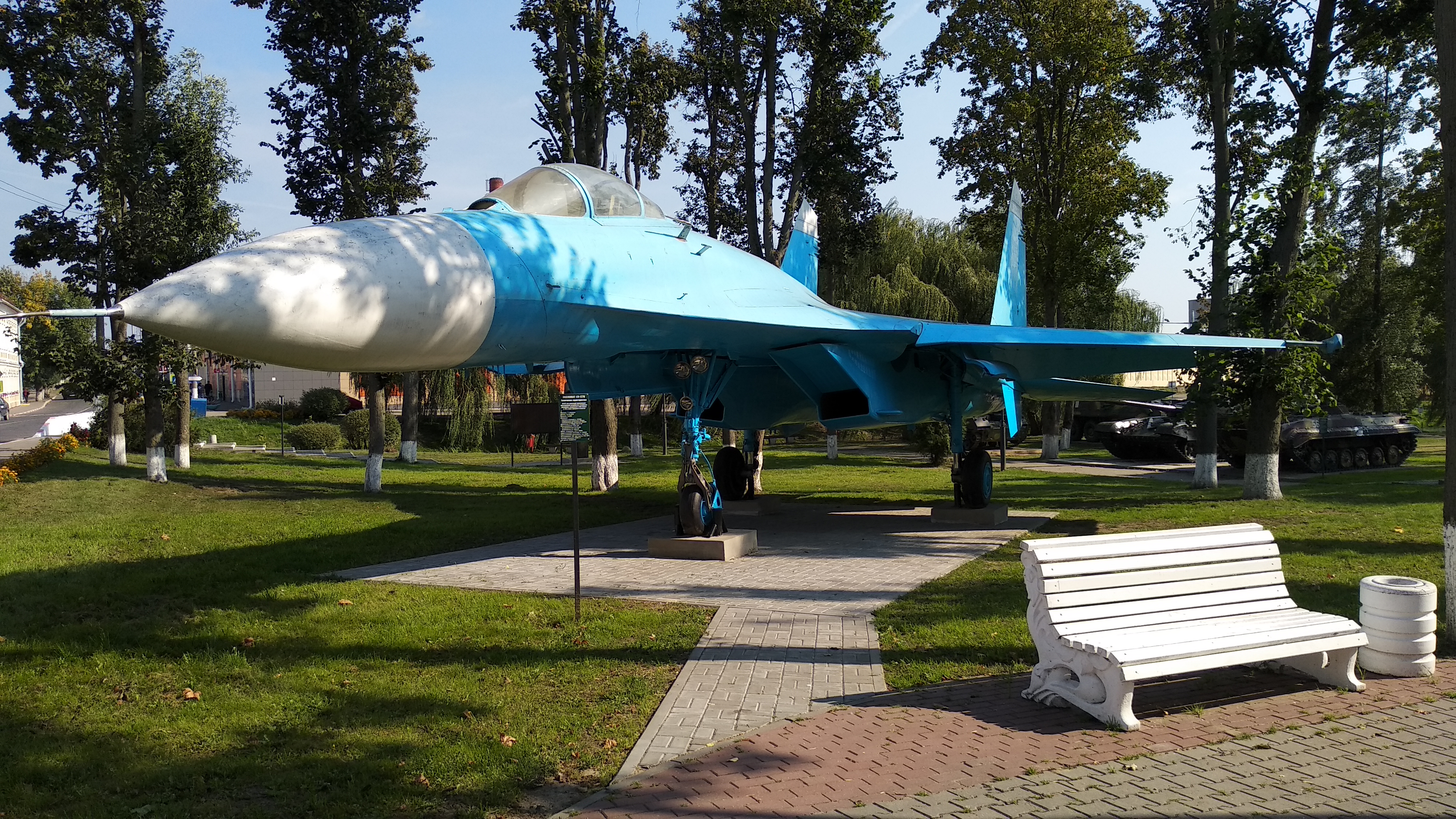 Sukhoi Su-27