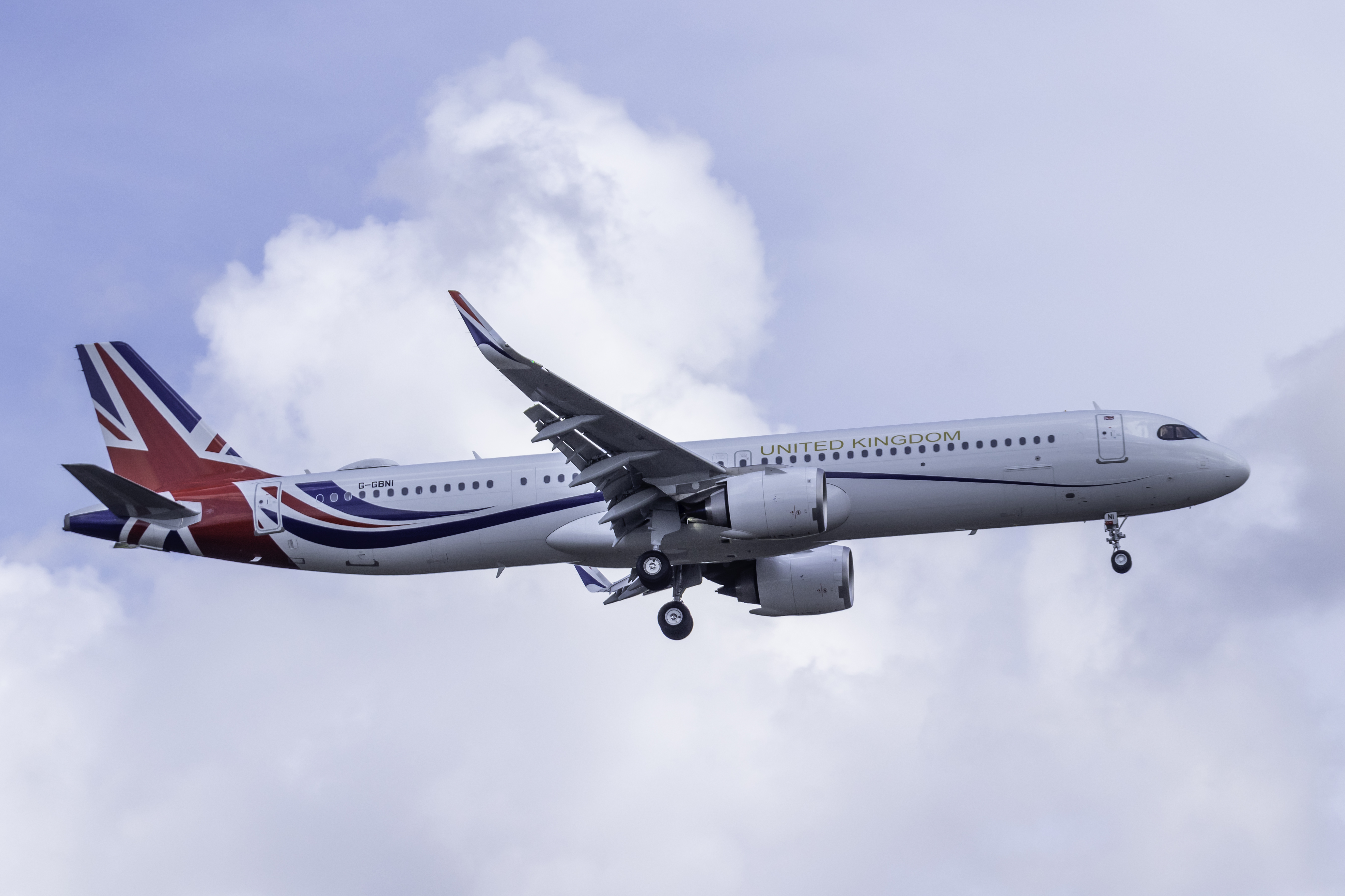 G-GBNI, Airbus A321neo de Titan Airways, VBY