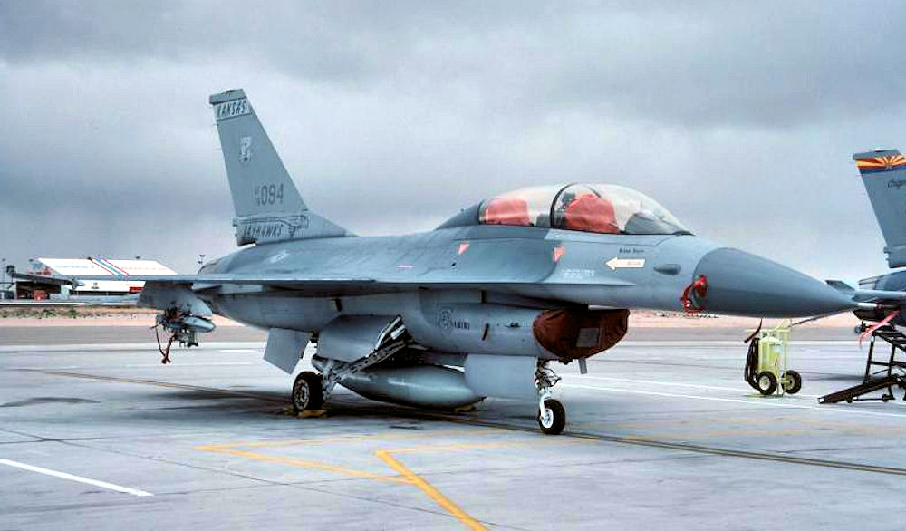 General Dynamics F-16 Fighting Falcon