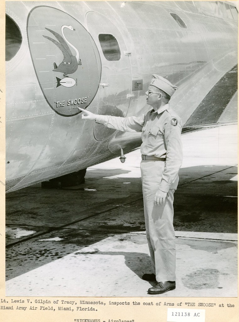 Gilpin y «The Swoose» (B-17D 40-3097)