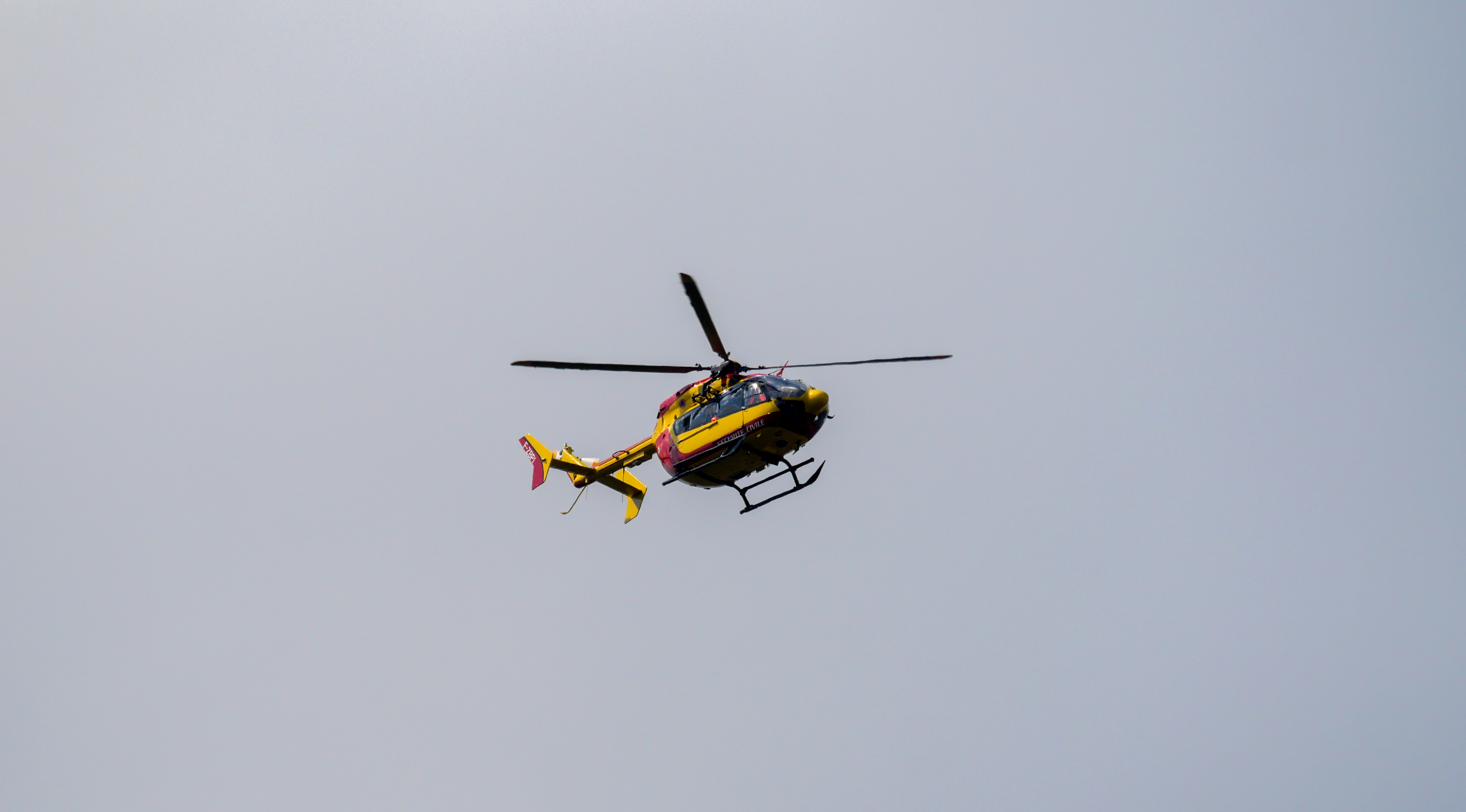 Airbus-H145-Hubschrauber - Zivilschutz F-ZBPI - Hauts-de-Seine (1)