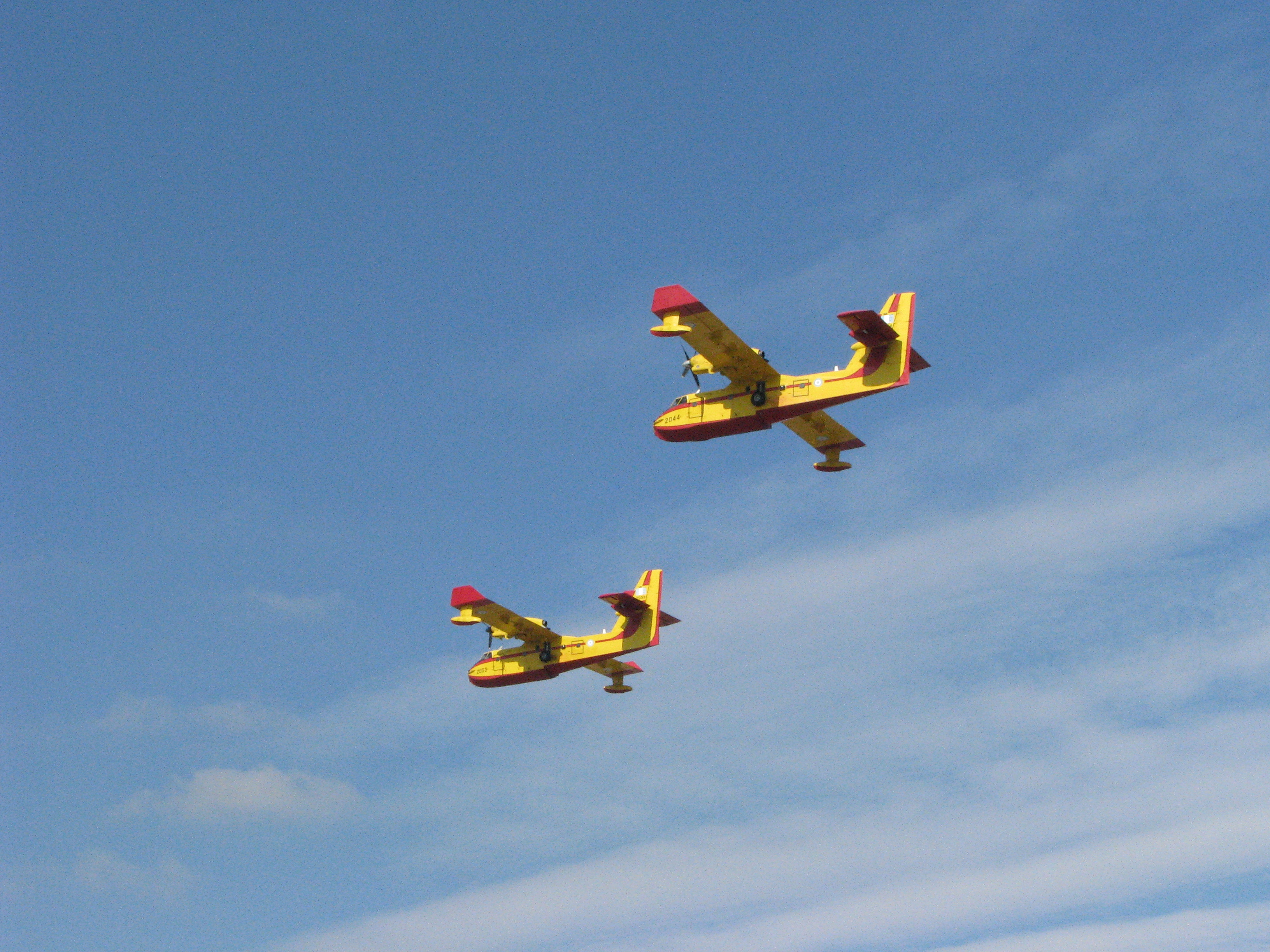 Canadair CL-415